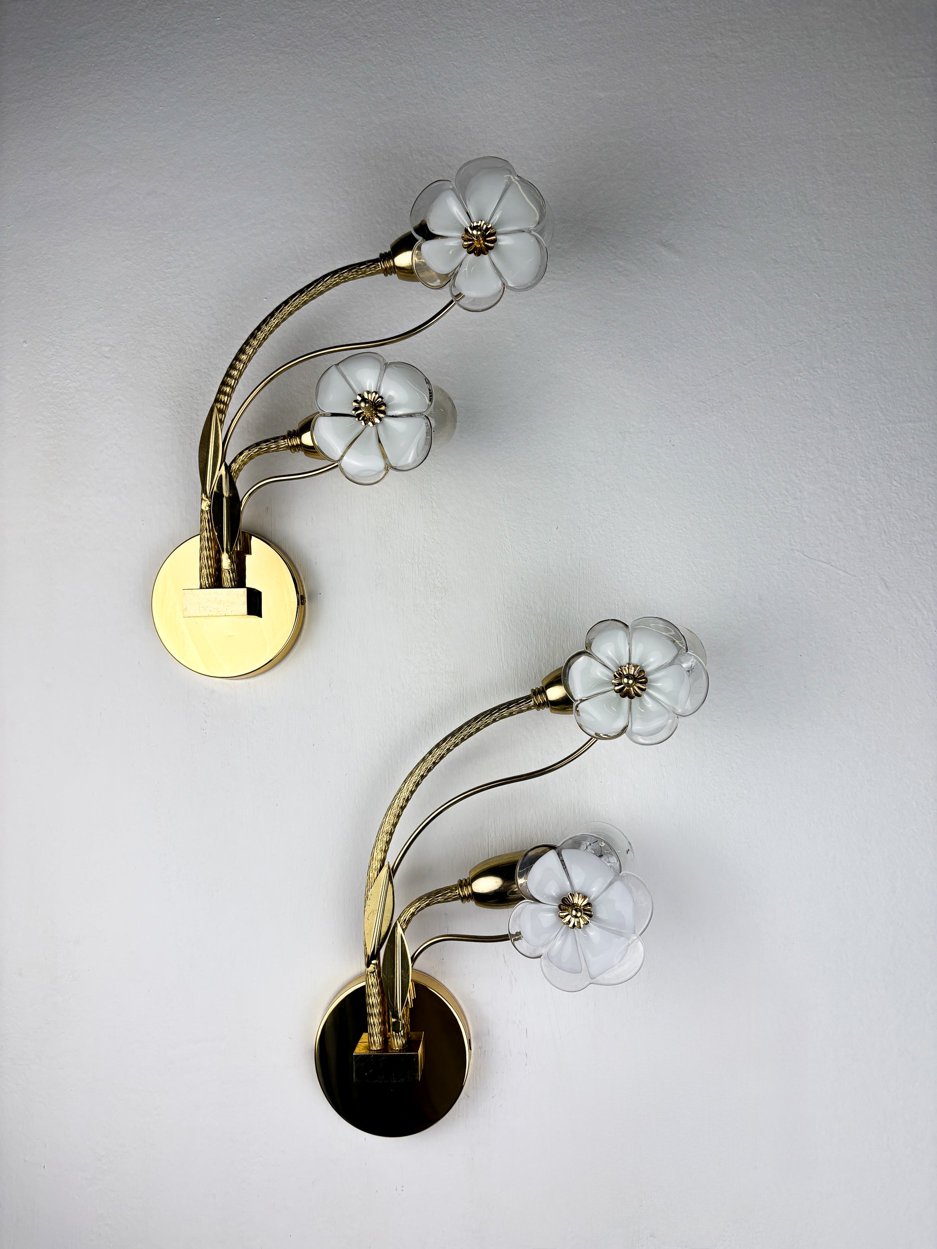 Pair of Hibiscus floral Sconces, Murano Glass, Italy, Circa 1970's