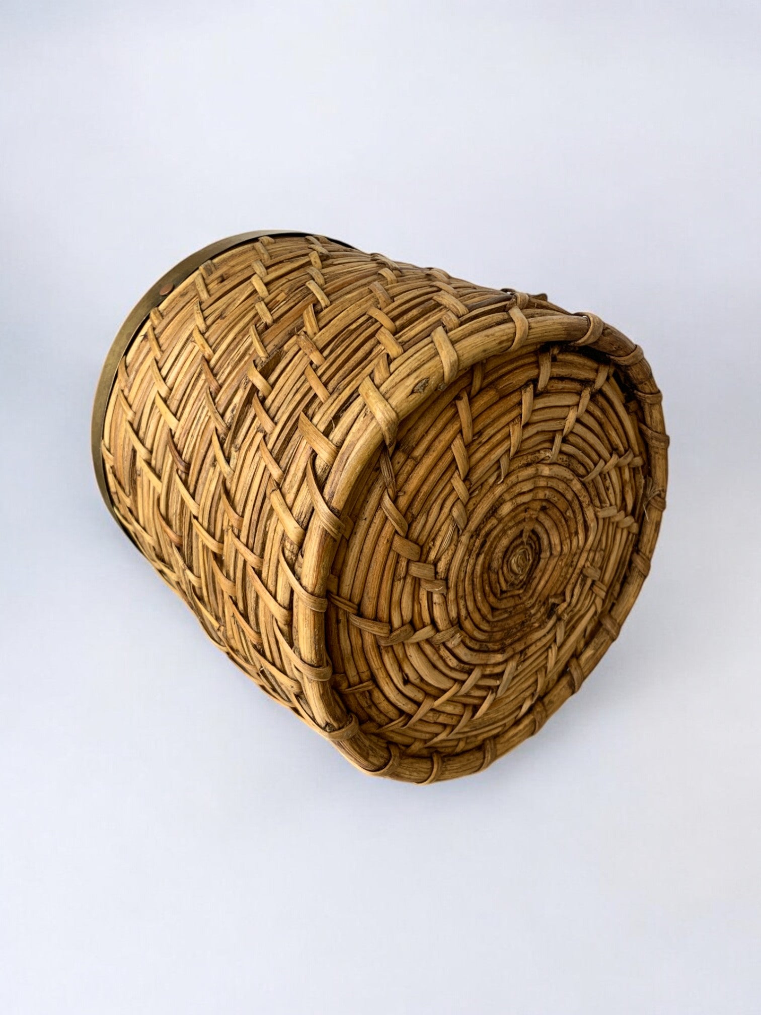 Rattan and brass basket, Italy, 1970's, 16 cm diam