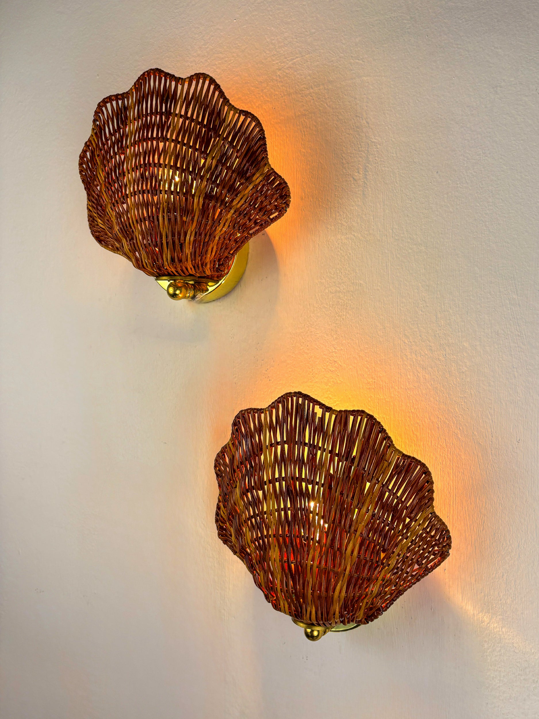 Pair of Shell-Shaped Wicker Wall Sconces – Rattan & Brass, Circa Italy 1970