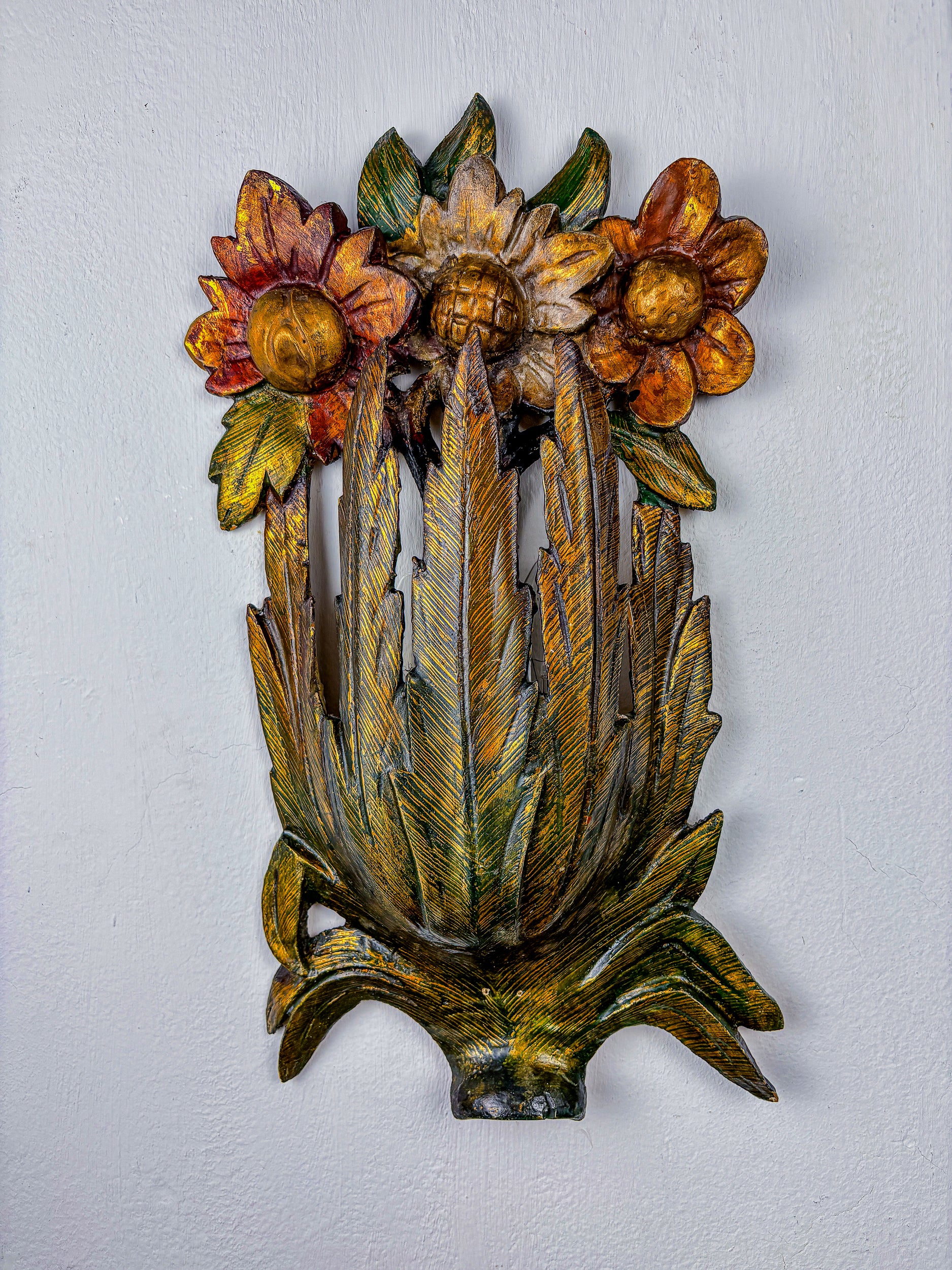 Pair of Italian Daisy Bouquet Wall Sconces in Polychromed Wood, 1960s