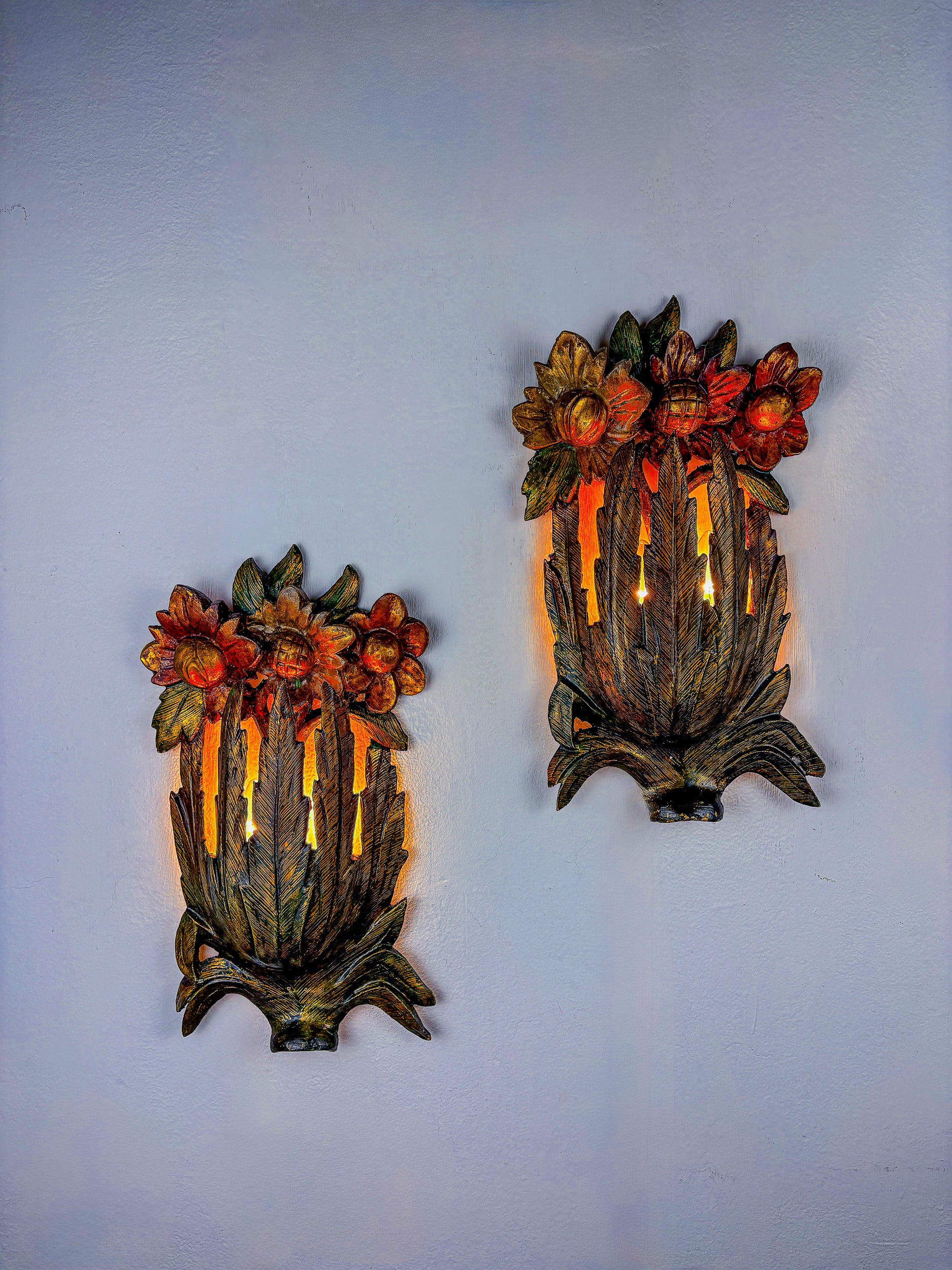 Pair of Italian Daisy Bouquet Wall Sconces in Polychromed Wood, 1960s