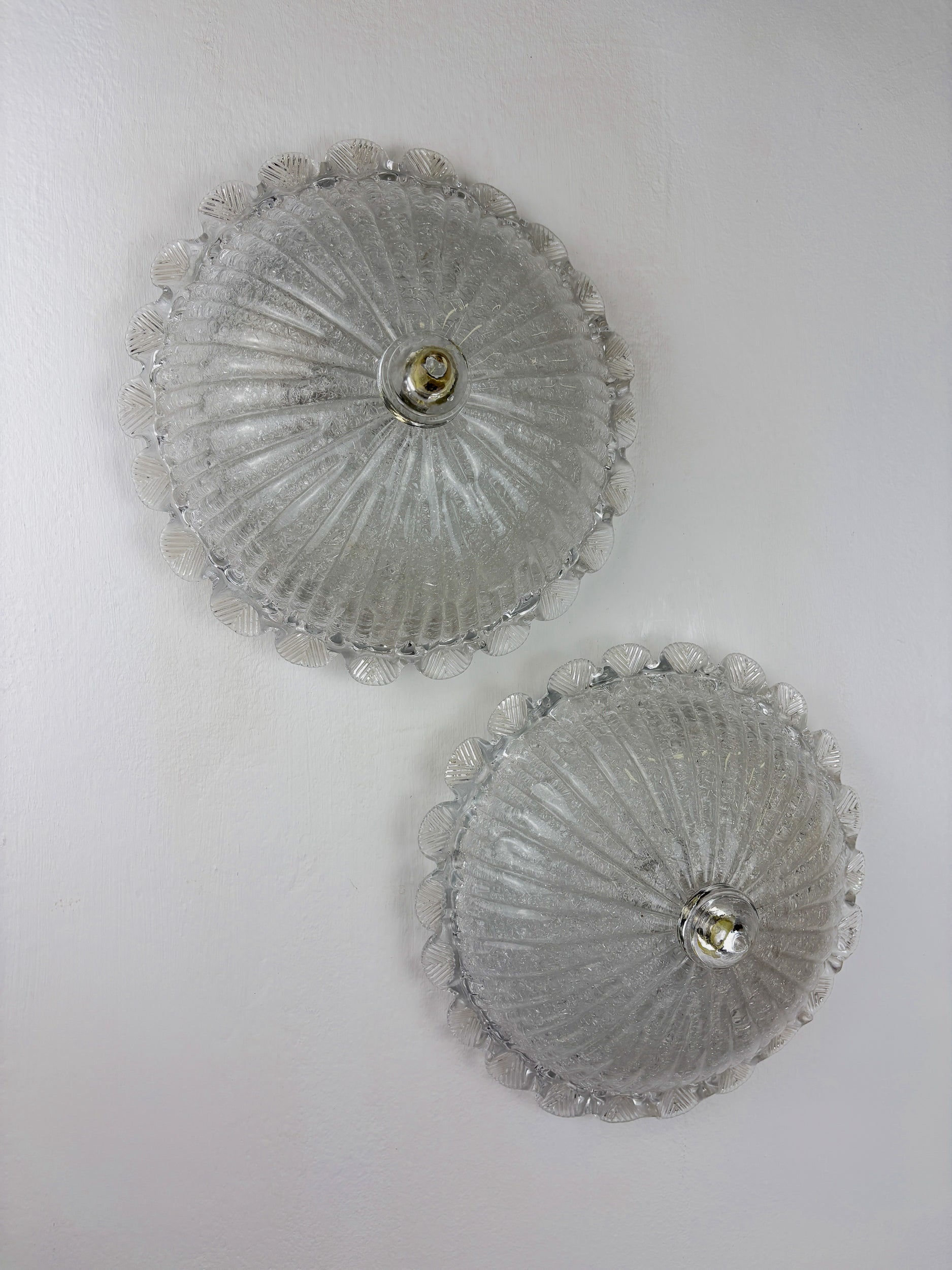 Pair of Murano Glass Scalloped Flushmount Ceiling Lights, Italy 1960s