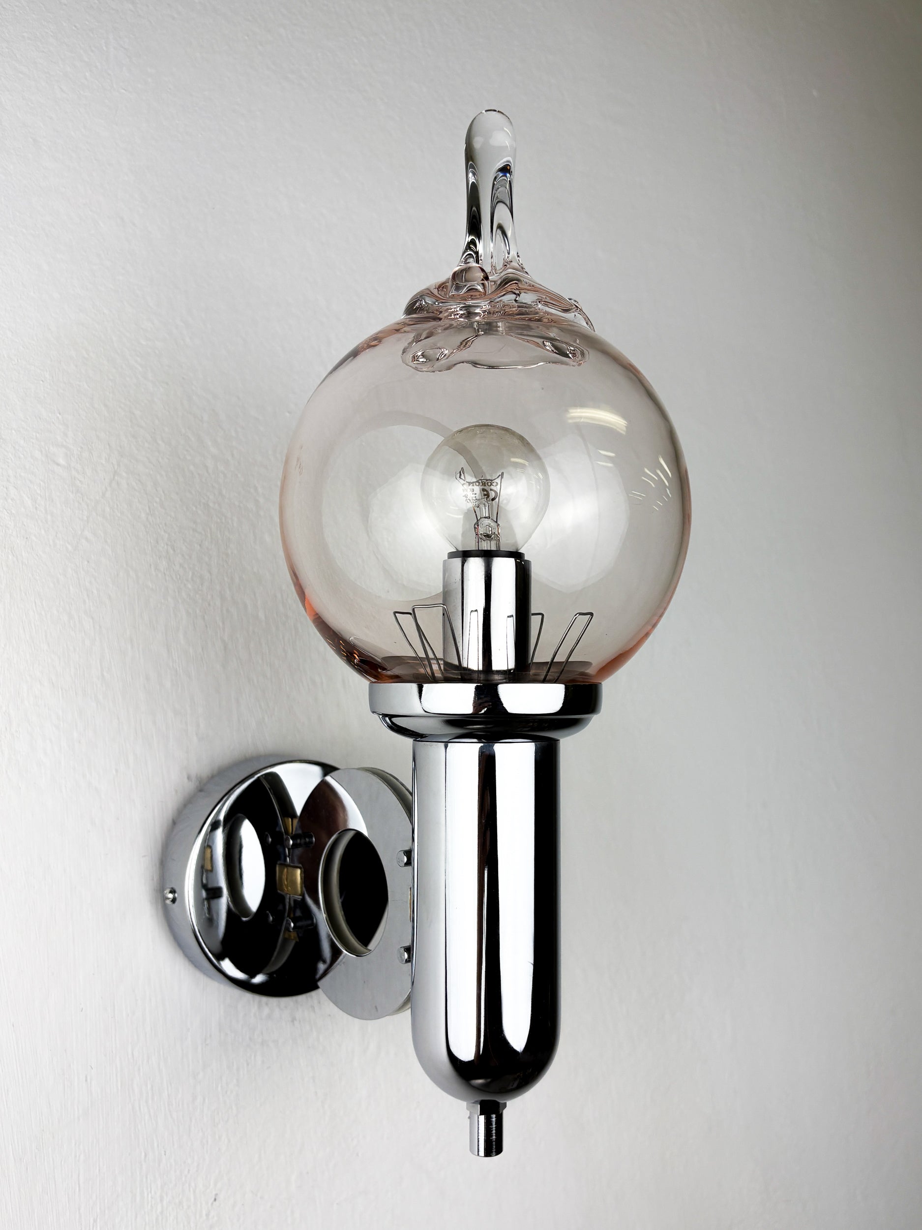 Toni Zuccheri  Drop Shaped Wall Sconce, Murano Glass, Italy 1970s