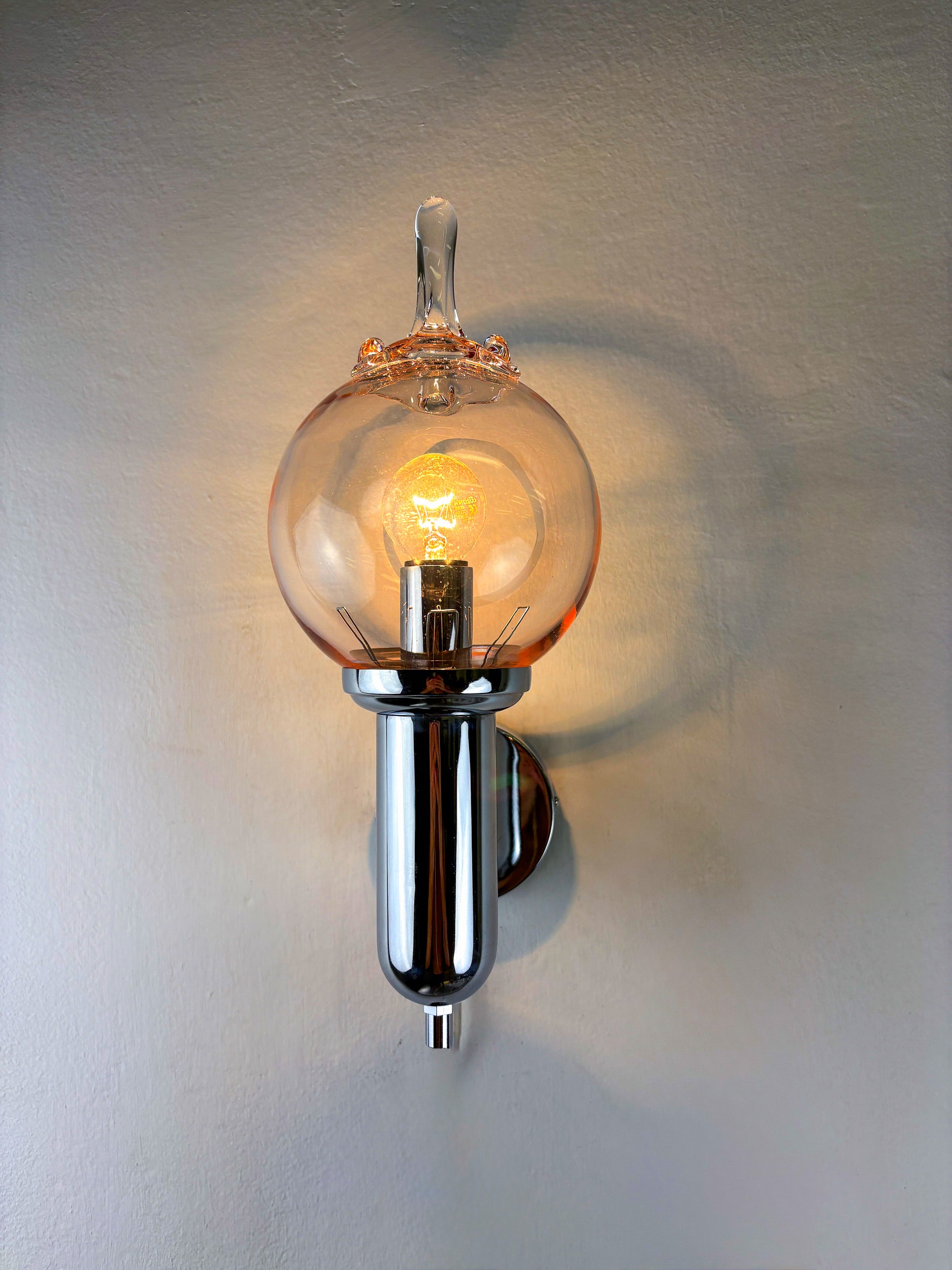 Toni Zuccheri  Drop Shaped Wall Sconce, Murano Glass, Italy 1970s