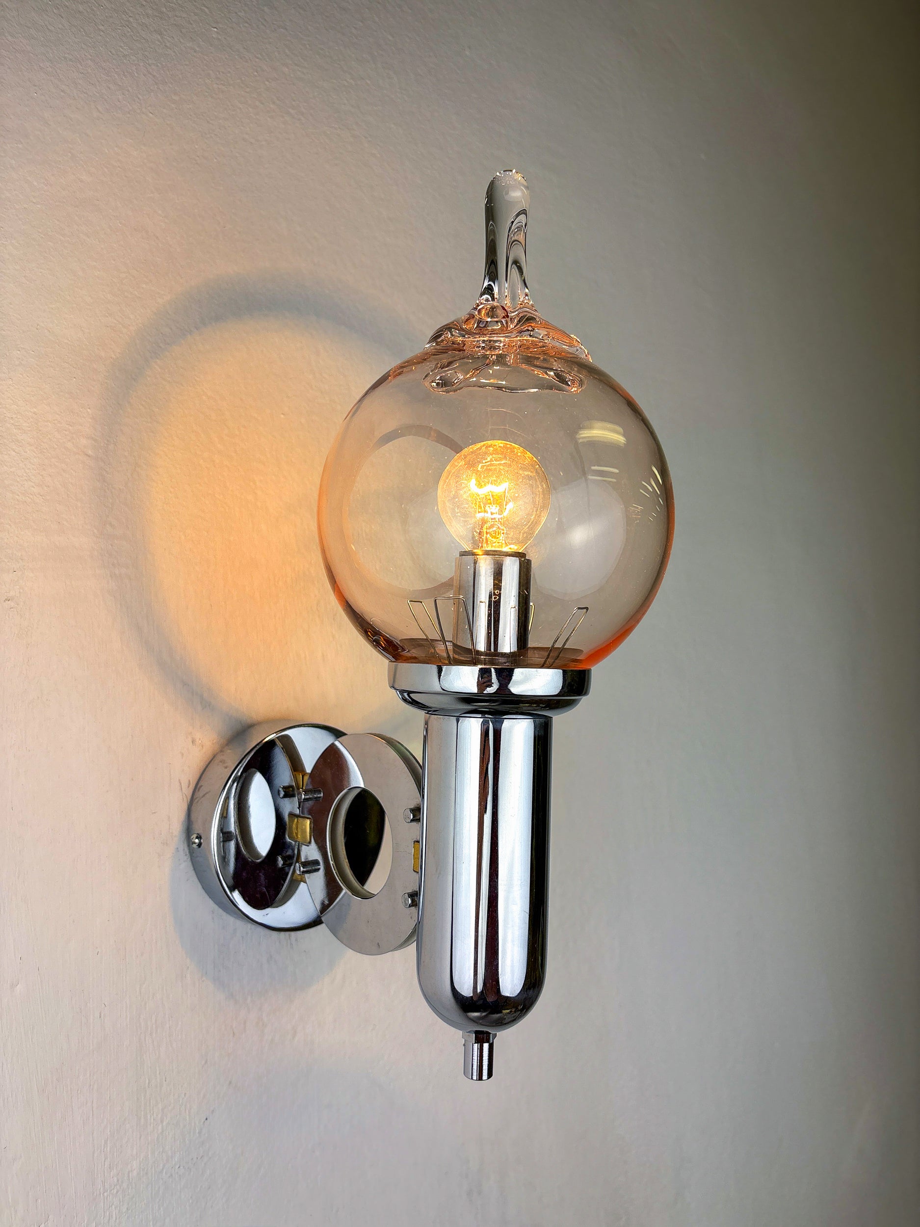 Toni Zuccheri  Drop Shaped Wall Sconce, Murano Glass, Italy 1970s