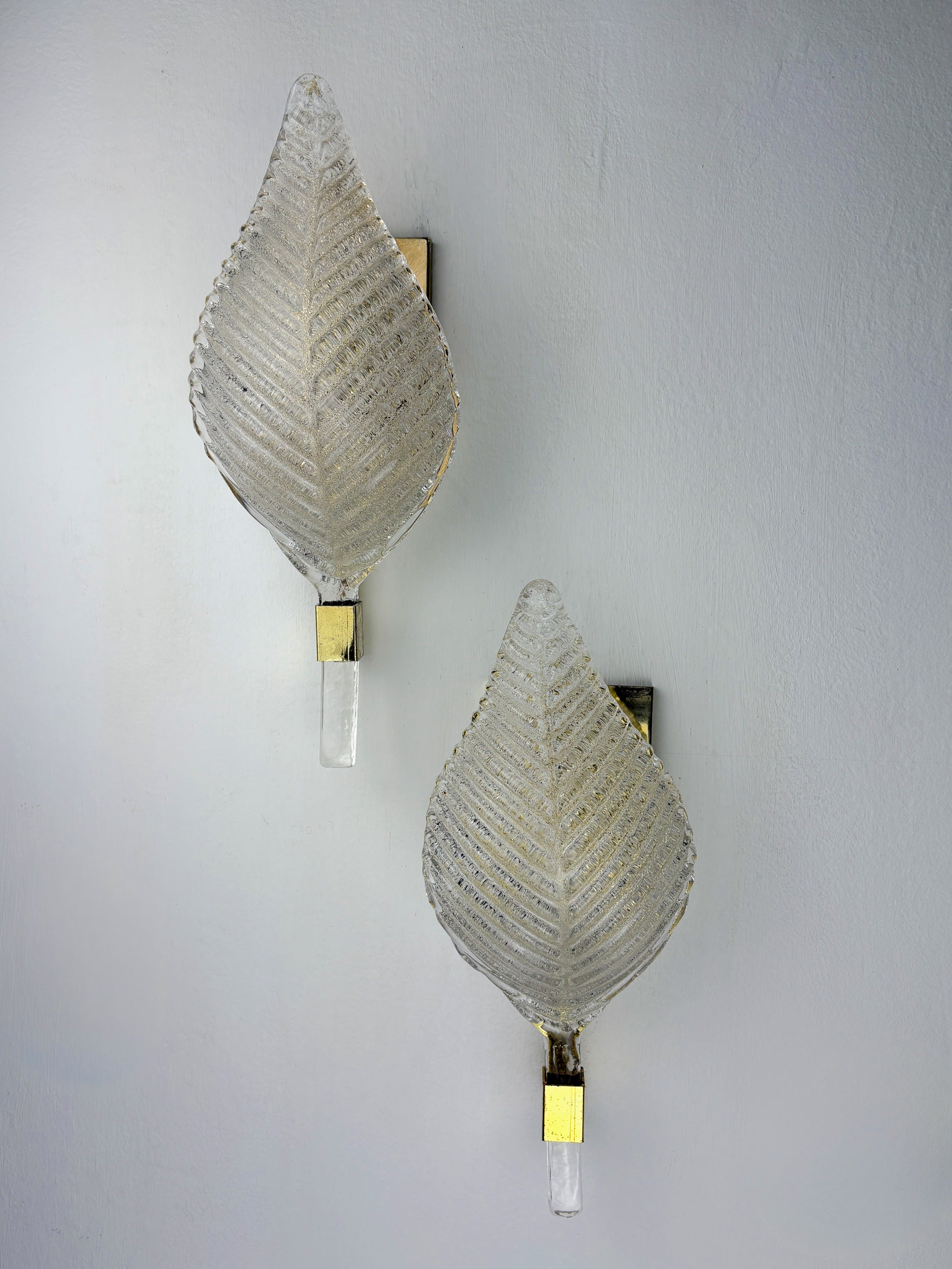 Pair of Leaf-Shaped Wall Sconces by Barovier & Toso, Murano Glass, Italy 1950s