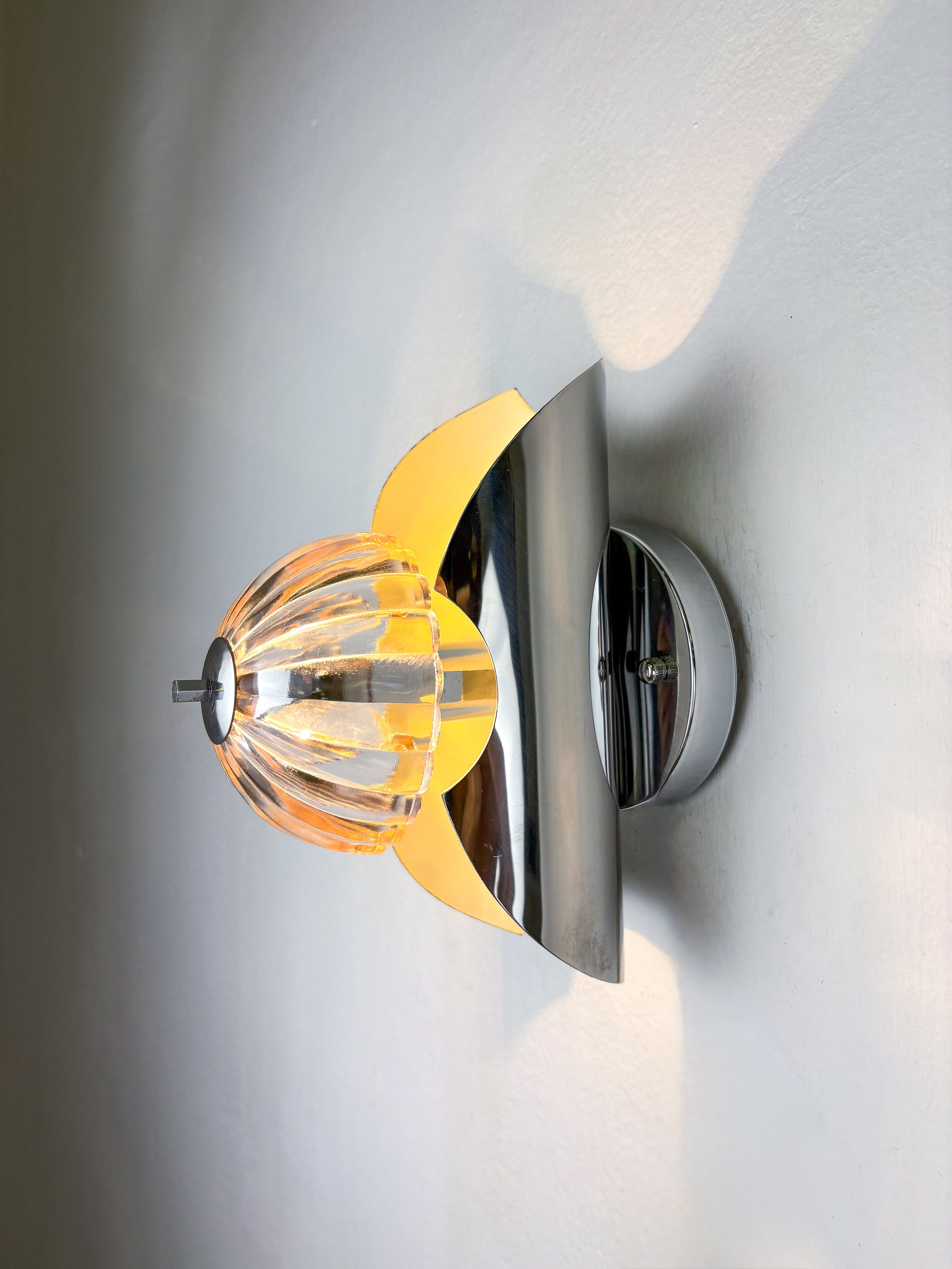 Pair of Chromed Petal-Shaped Glass Space Age Wall Sconces, Italy 1970s