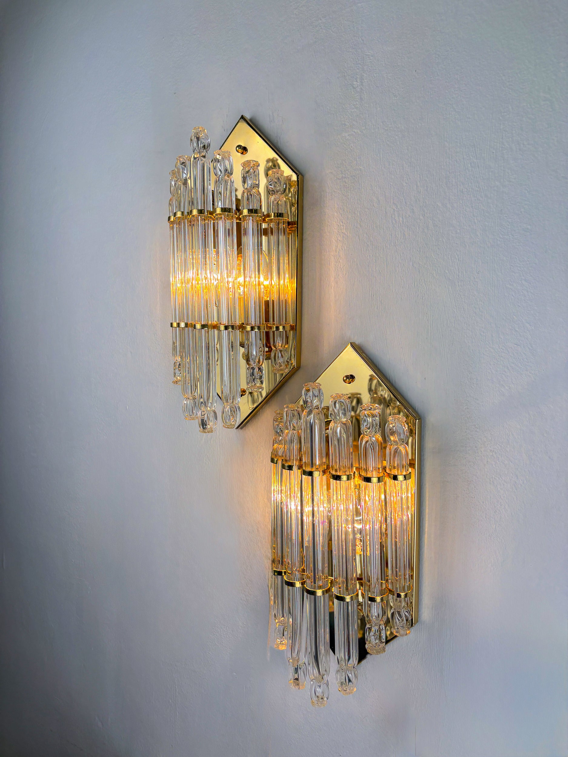 Pair of Venini wall lights, Murano cut glass, Circa 1970's, Italy