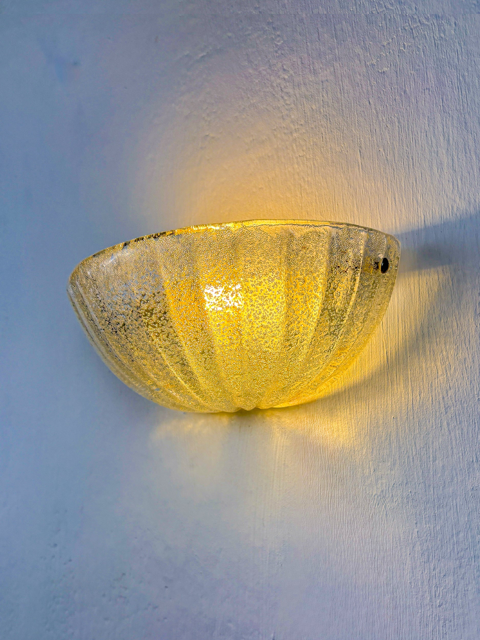 Shell-shaped Rugiada Murano Glass Wall Sconce, Italy, 1970's
