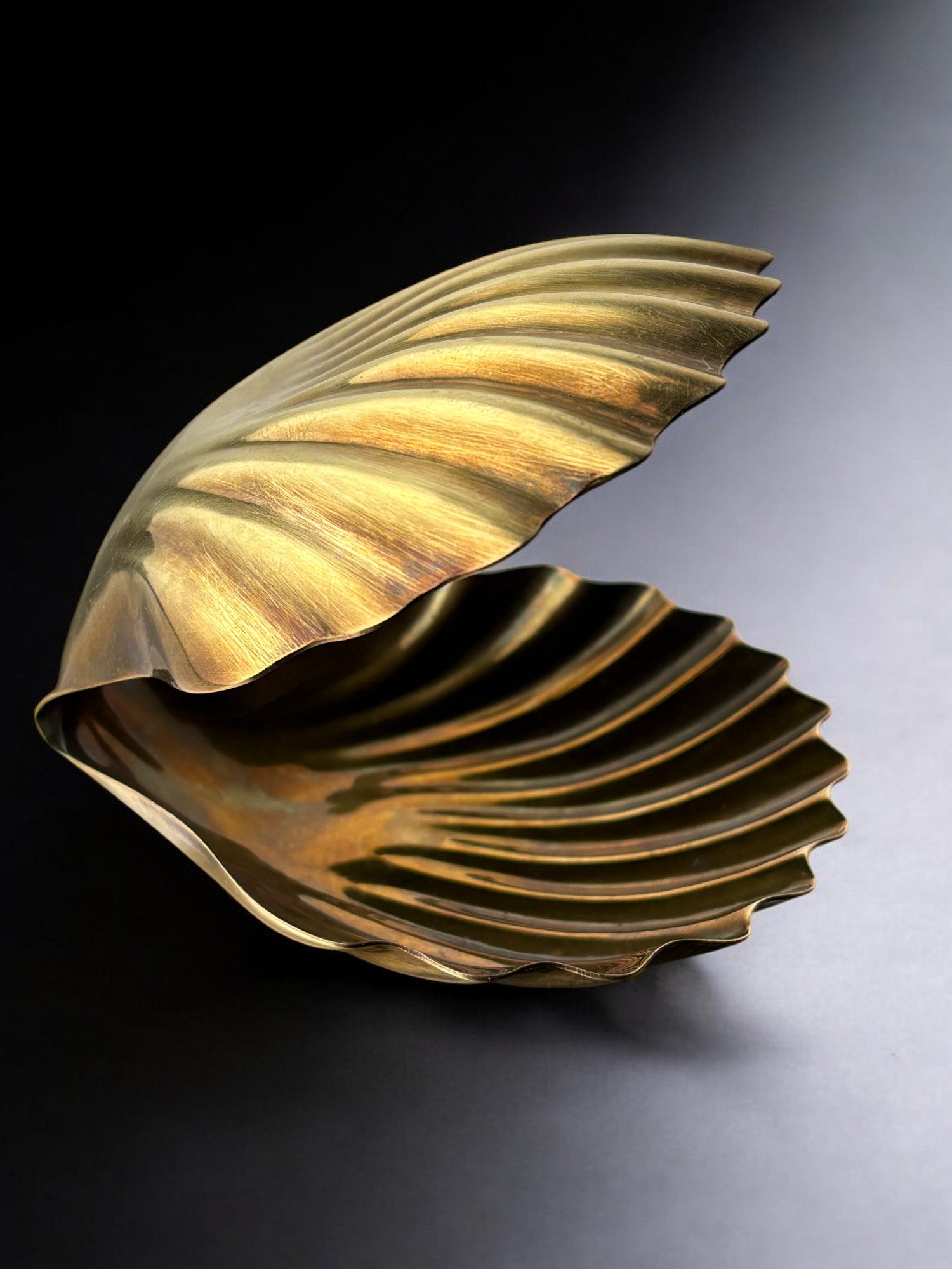 Shell Vide-Poches in brass, Italy, 1970's