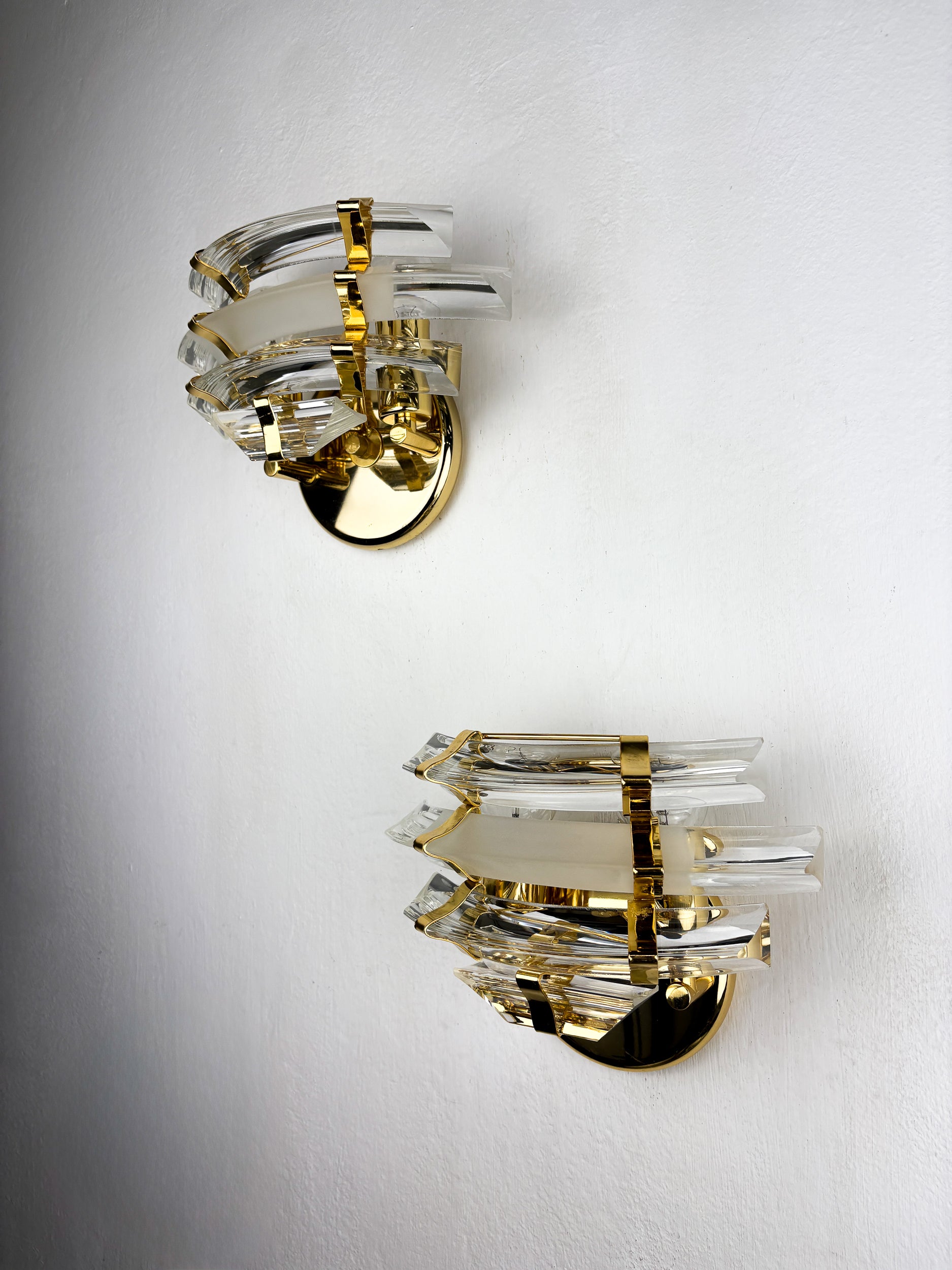 Pair of Venini Triedi Curved Cut Glass Sconces, Italy, circa 1970s