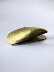Mussel Shell paper clip in brass, Italy, 1970's