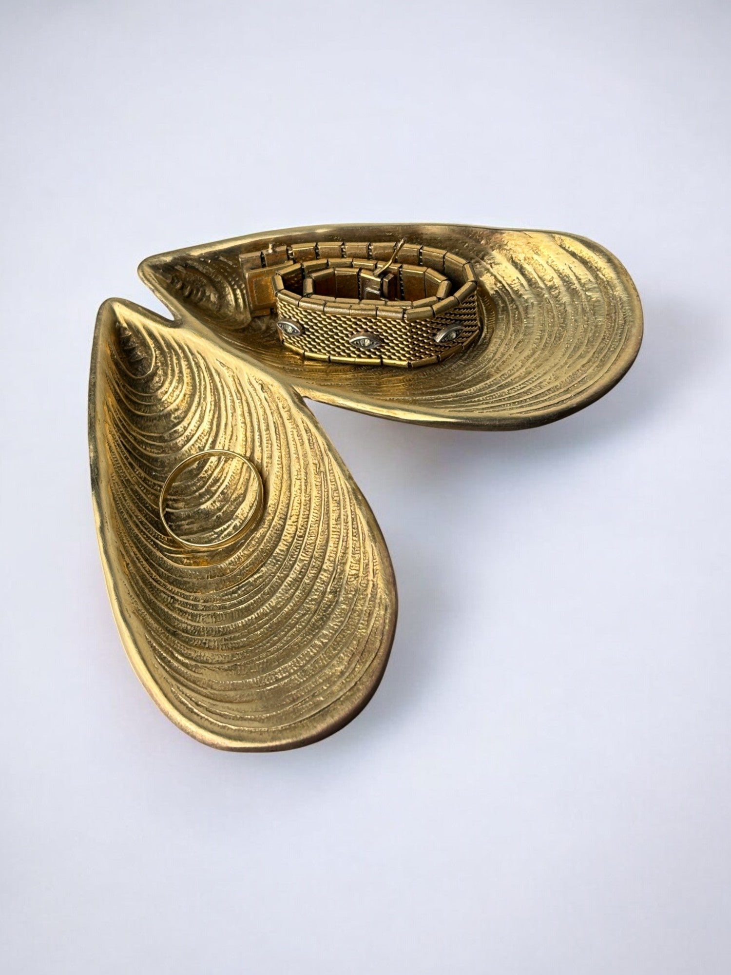 Mussel Shell Vide-Poches in bronze, Italy, 1970's