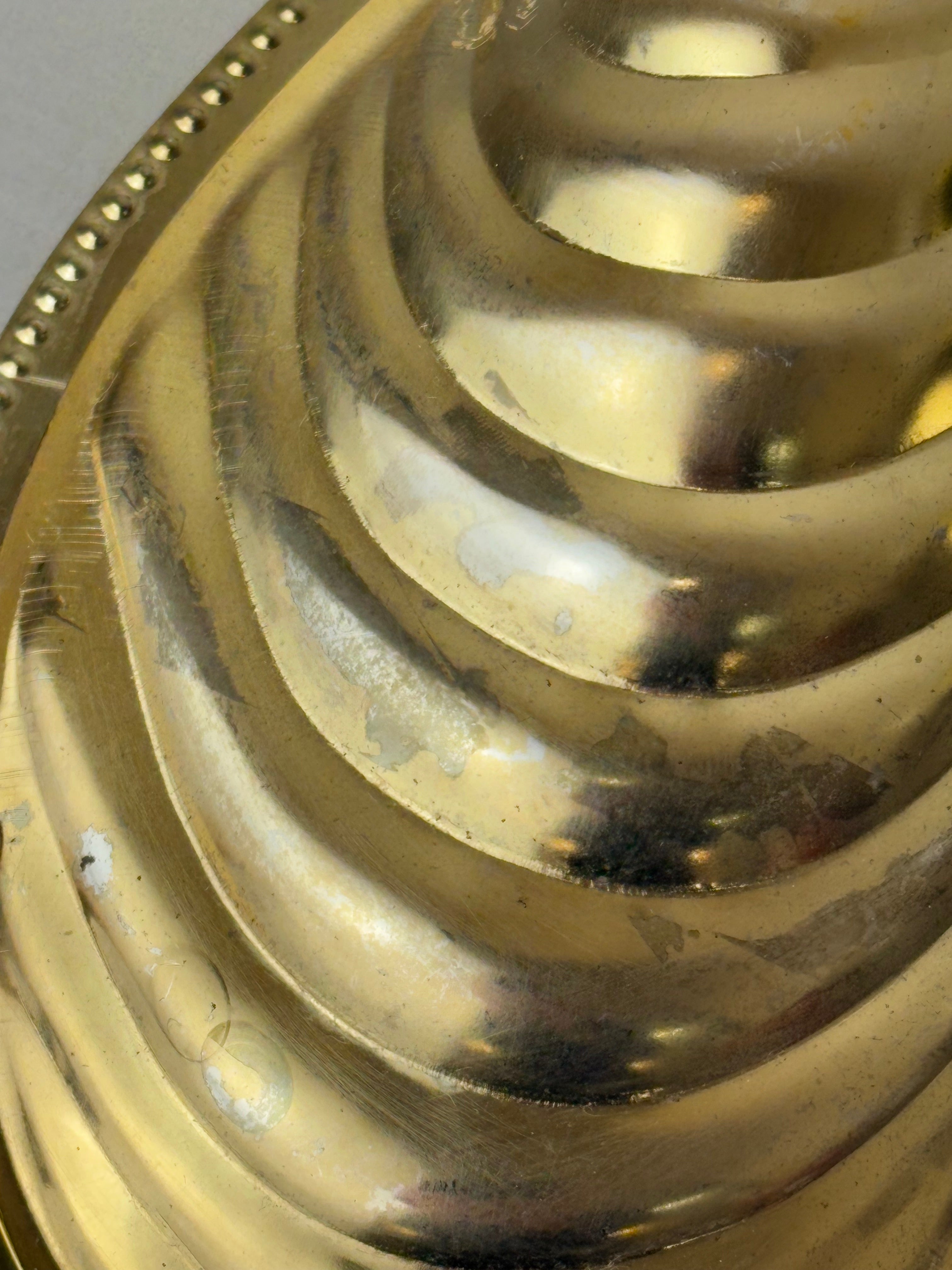 Mussel Shell caviar server, Italy, 1970's