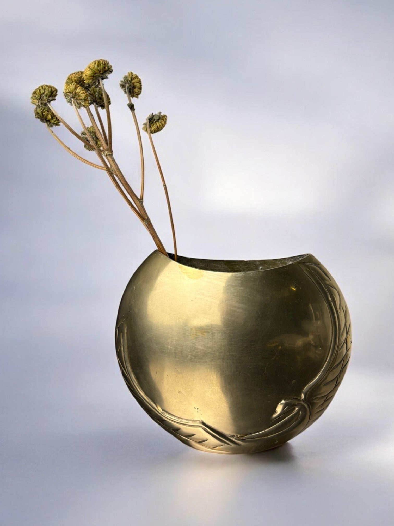 Art deco swan vase in brass, France, 1960's
