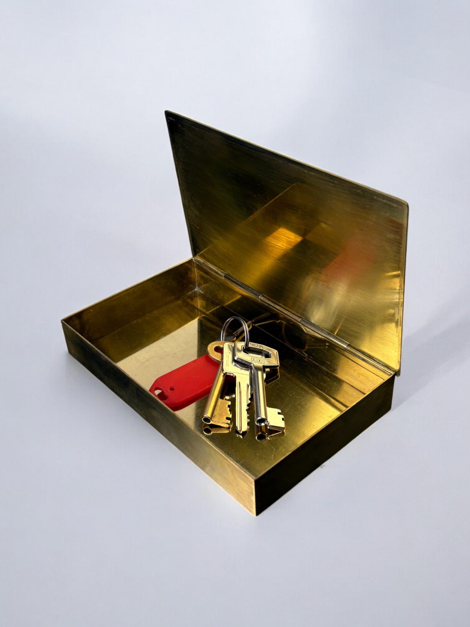 Art deco vanity box in brass, France, 1930's