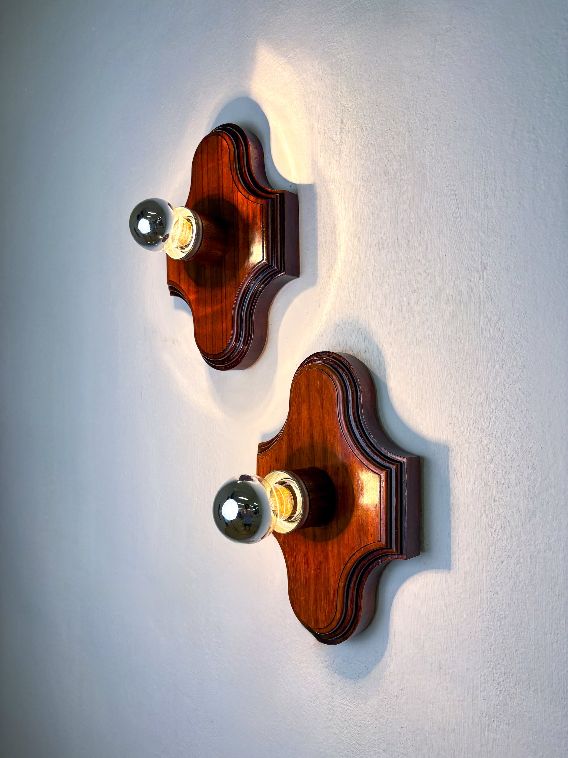 Pair of Geometric Art Deco Wall Lights, Carved brown wood, France, 1960s