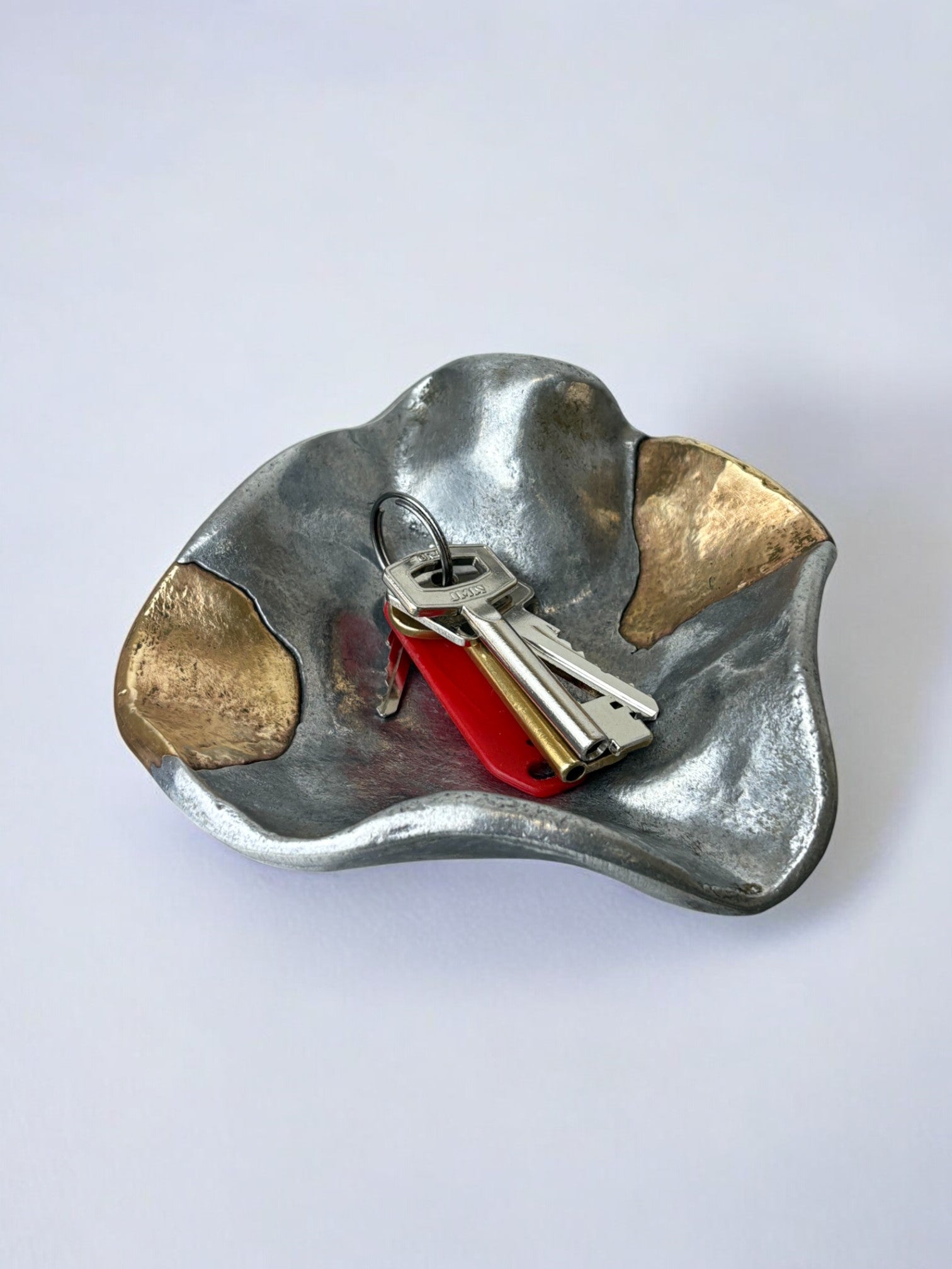 Brutalist tray by Art3, in Brass, Spain  1980's