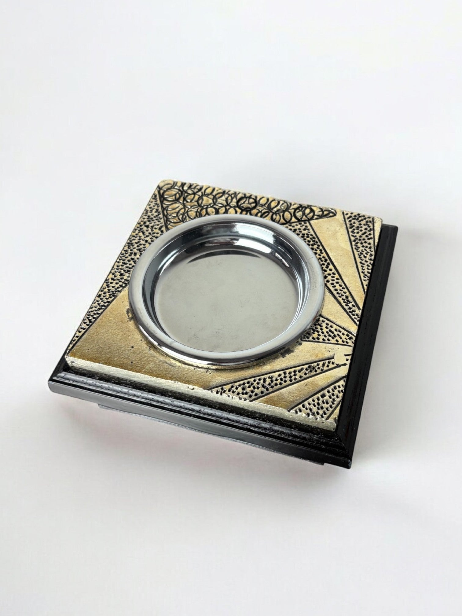 Brutalist wood and resin Ashtray, Italy, 1980's