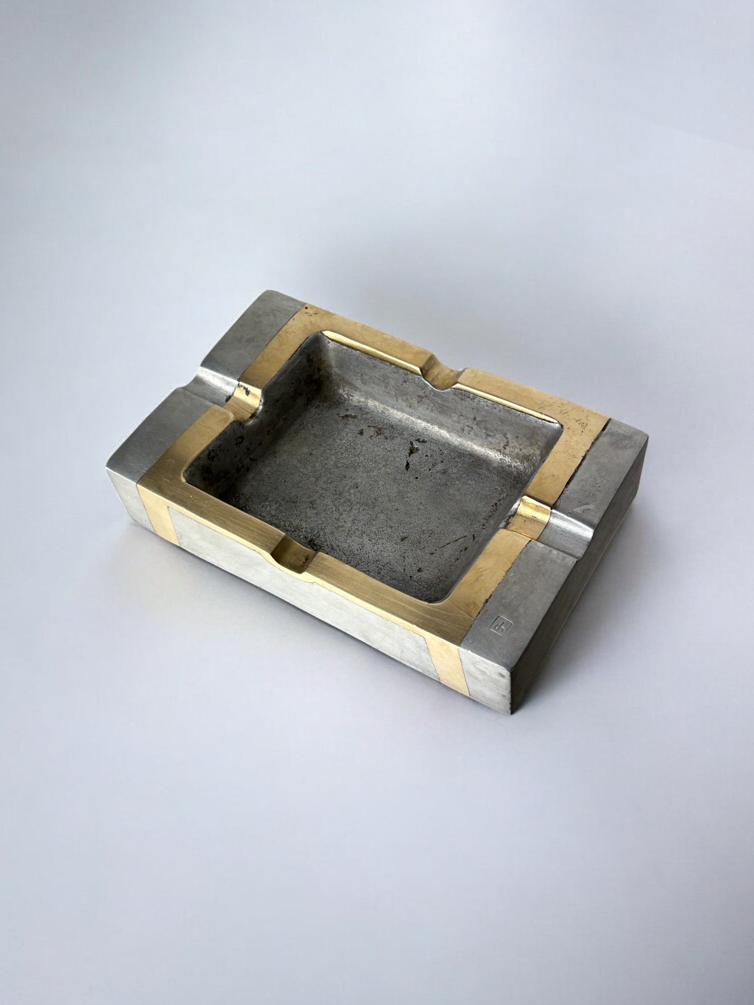 Brutalist ashtray by David Marshall in bronze, 1970's
