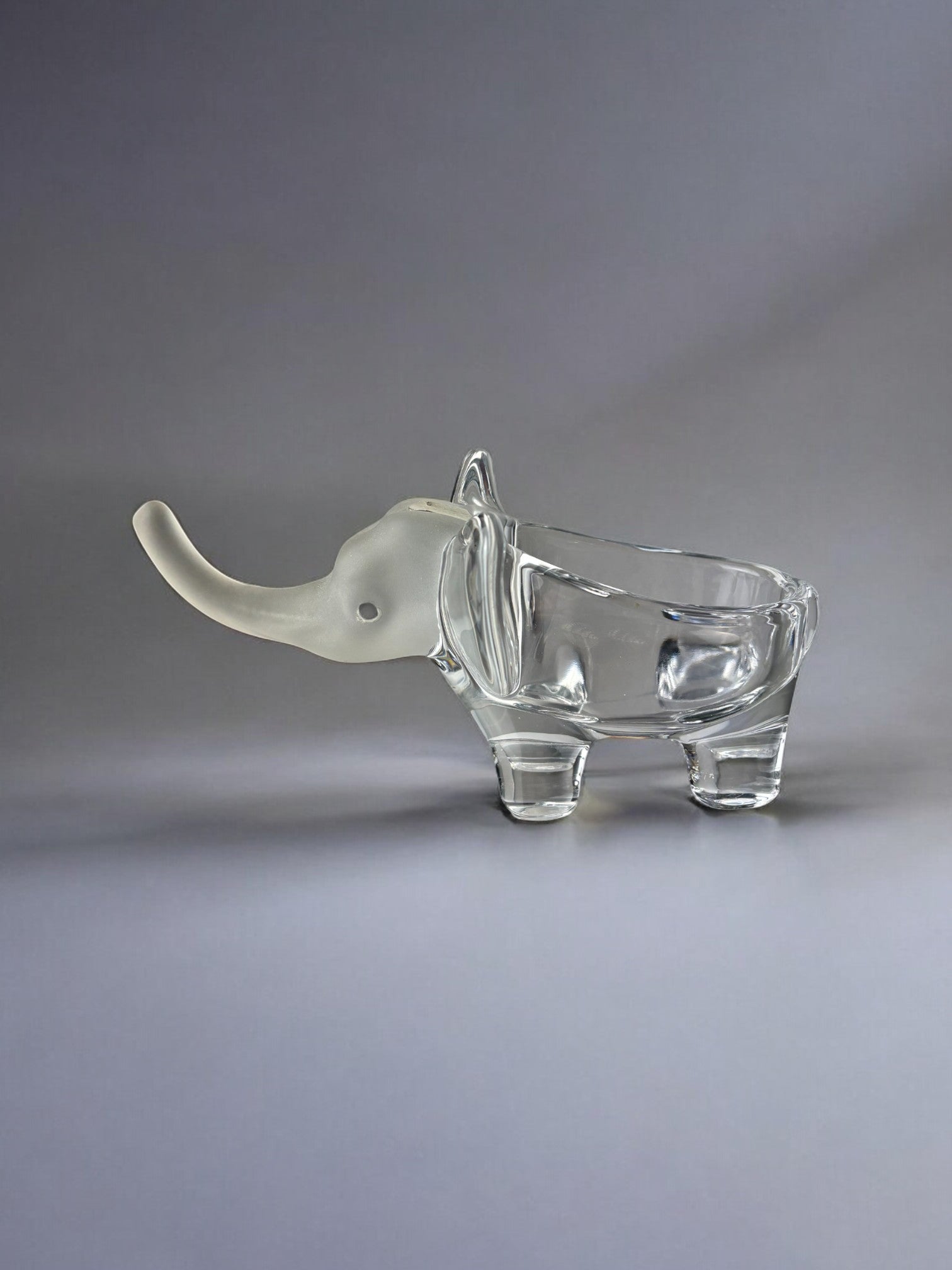 Elephant ashtray in Murano glass and silver piece, Italy, 1970's