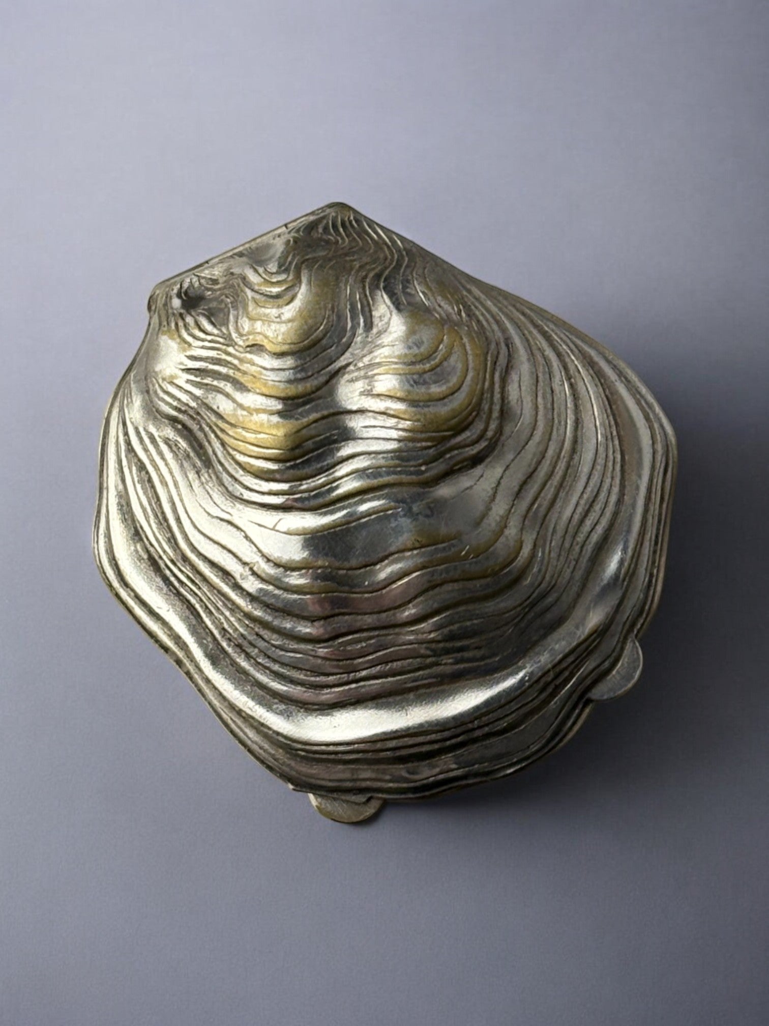 Oyester shell pill box, silver plated, Italy, 1960's