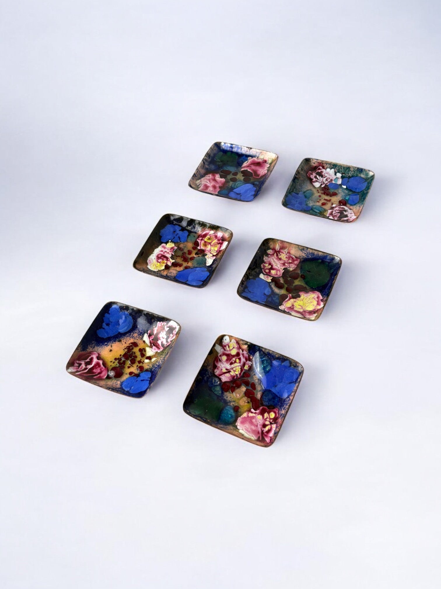 Set of 6 modernist enamel soy dish by J. Capo Esmaltes, Spain, 1970's