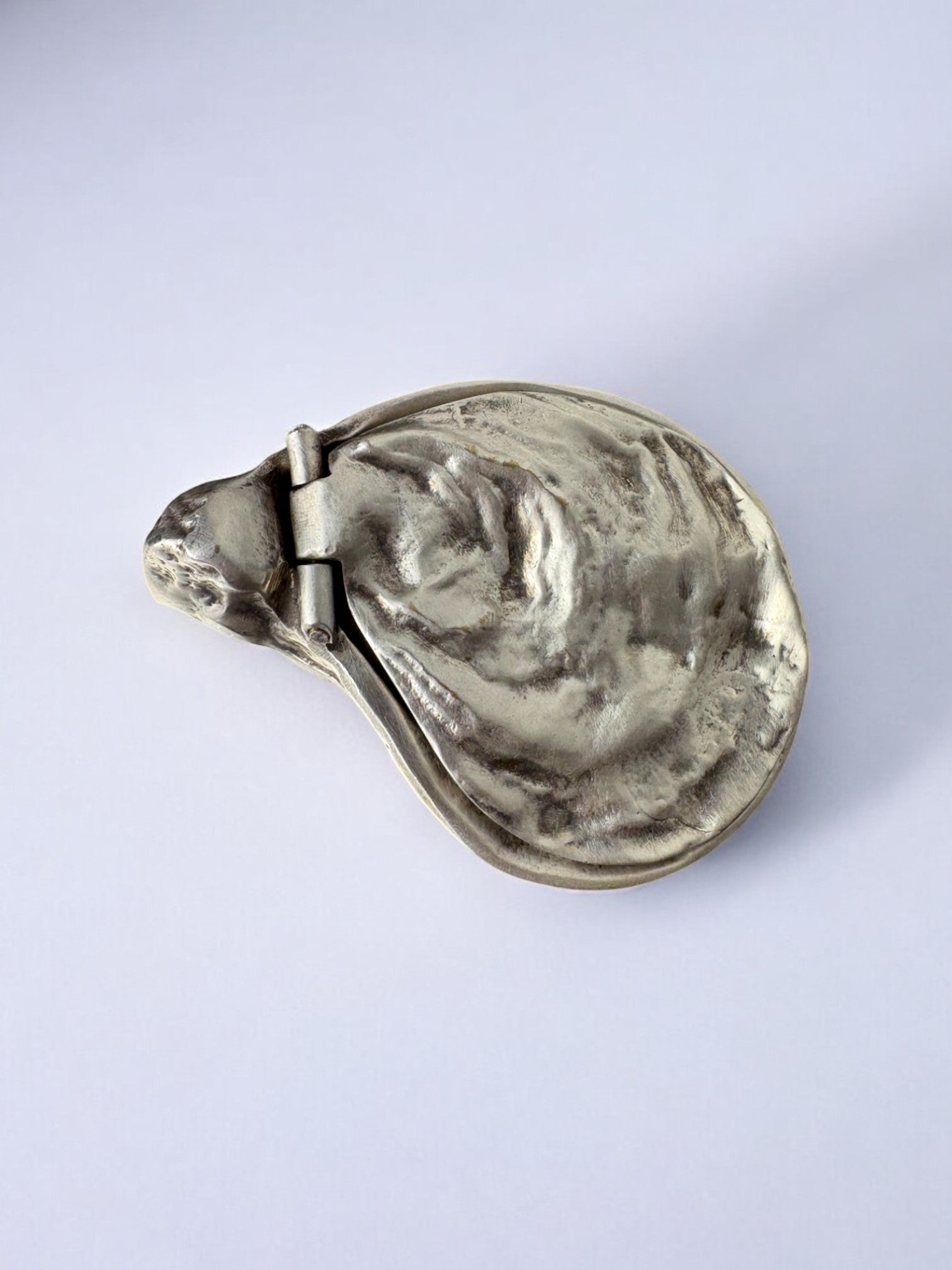 Oyster shell jewelry box in silver, Italy, 1960's