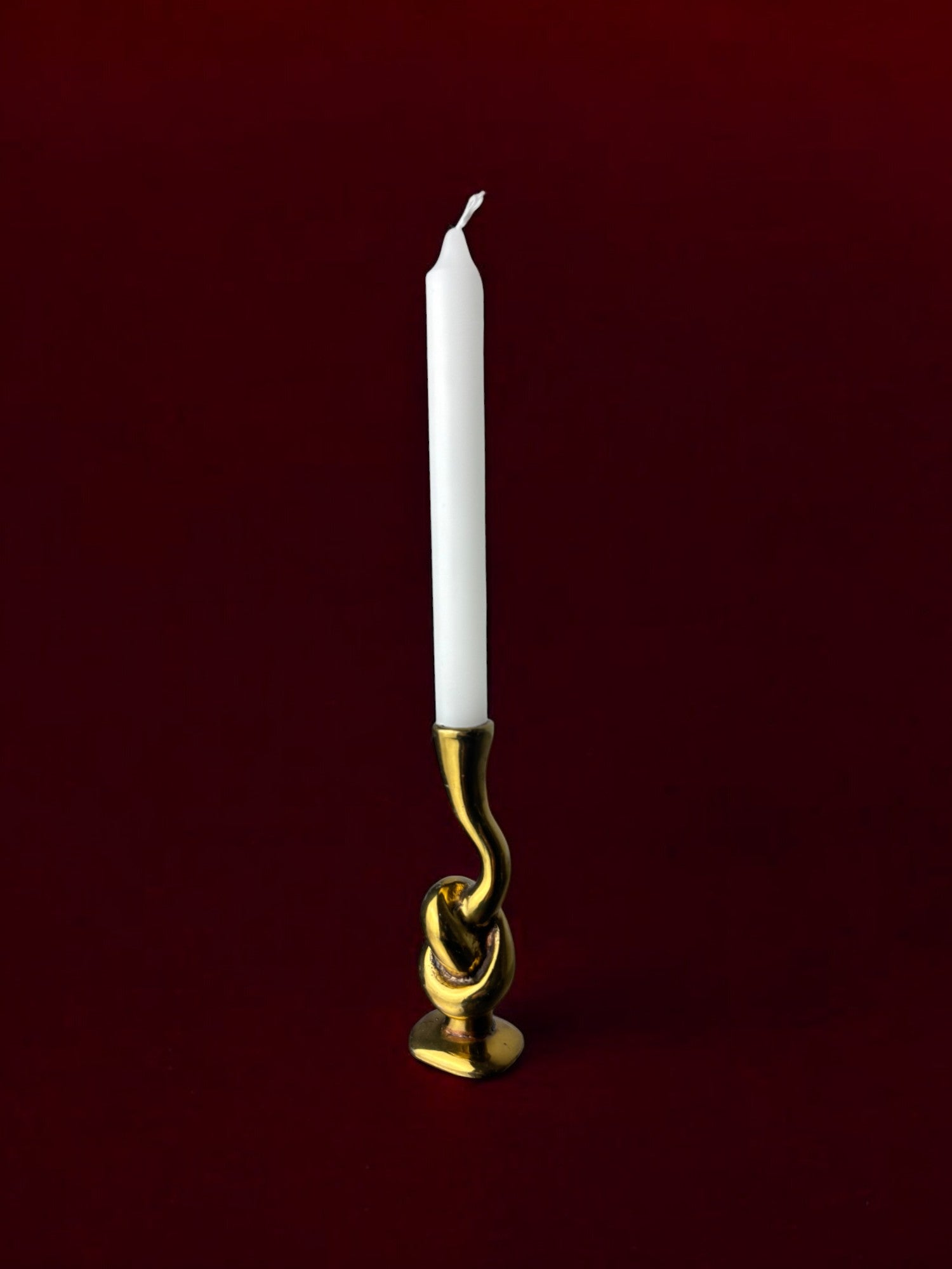 Knot candlestick, brutalist design, bronze, Italy, Circa 1970