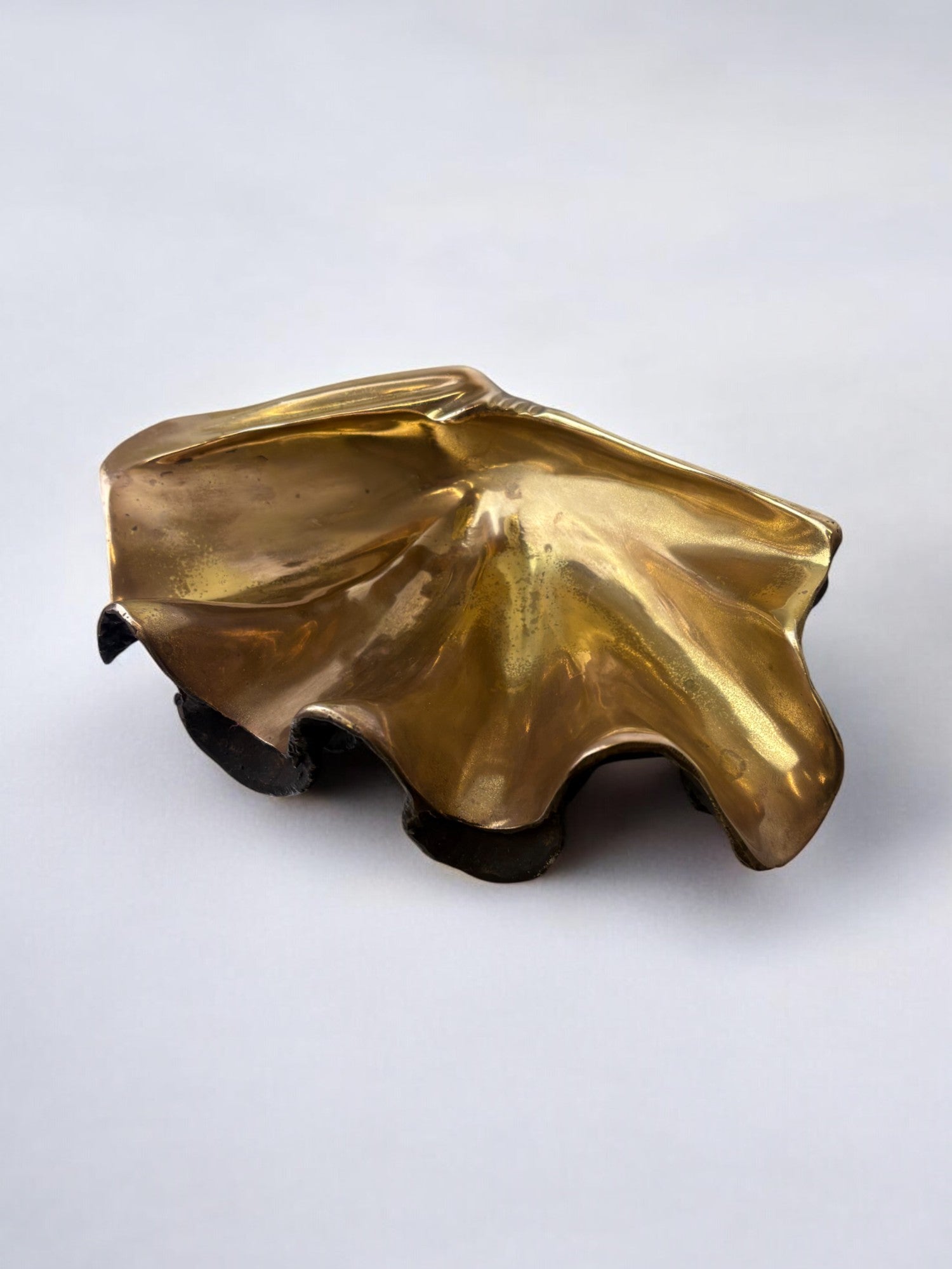 Shell tray in bronze, Italy, 1970's