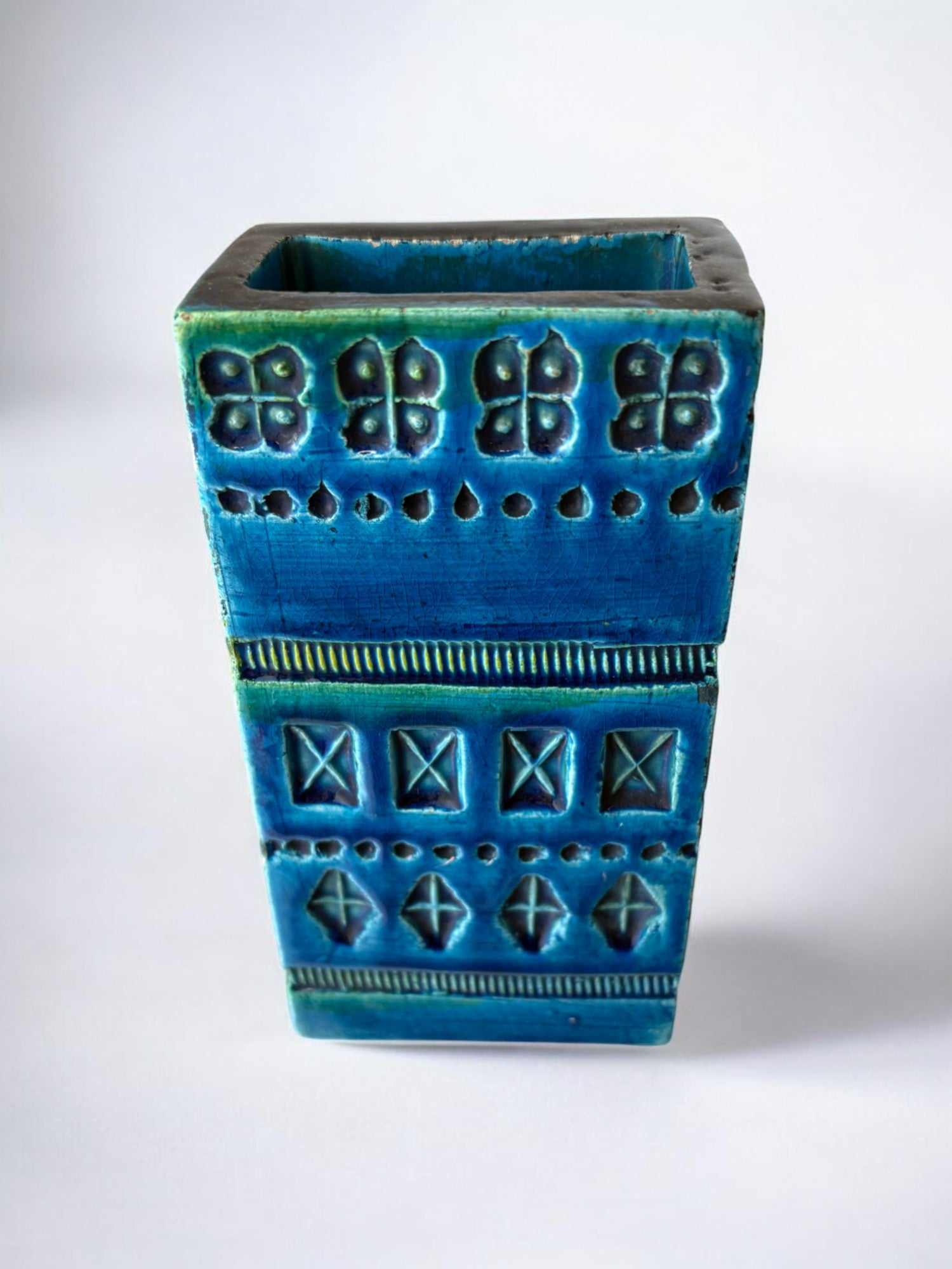 Rhimini blue ceramic vase by Aldo Londi for Bitossi, Italy, Circa 1960
