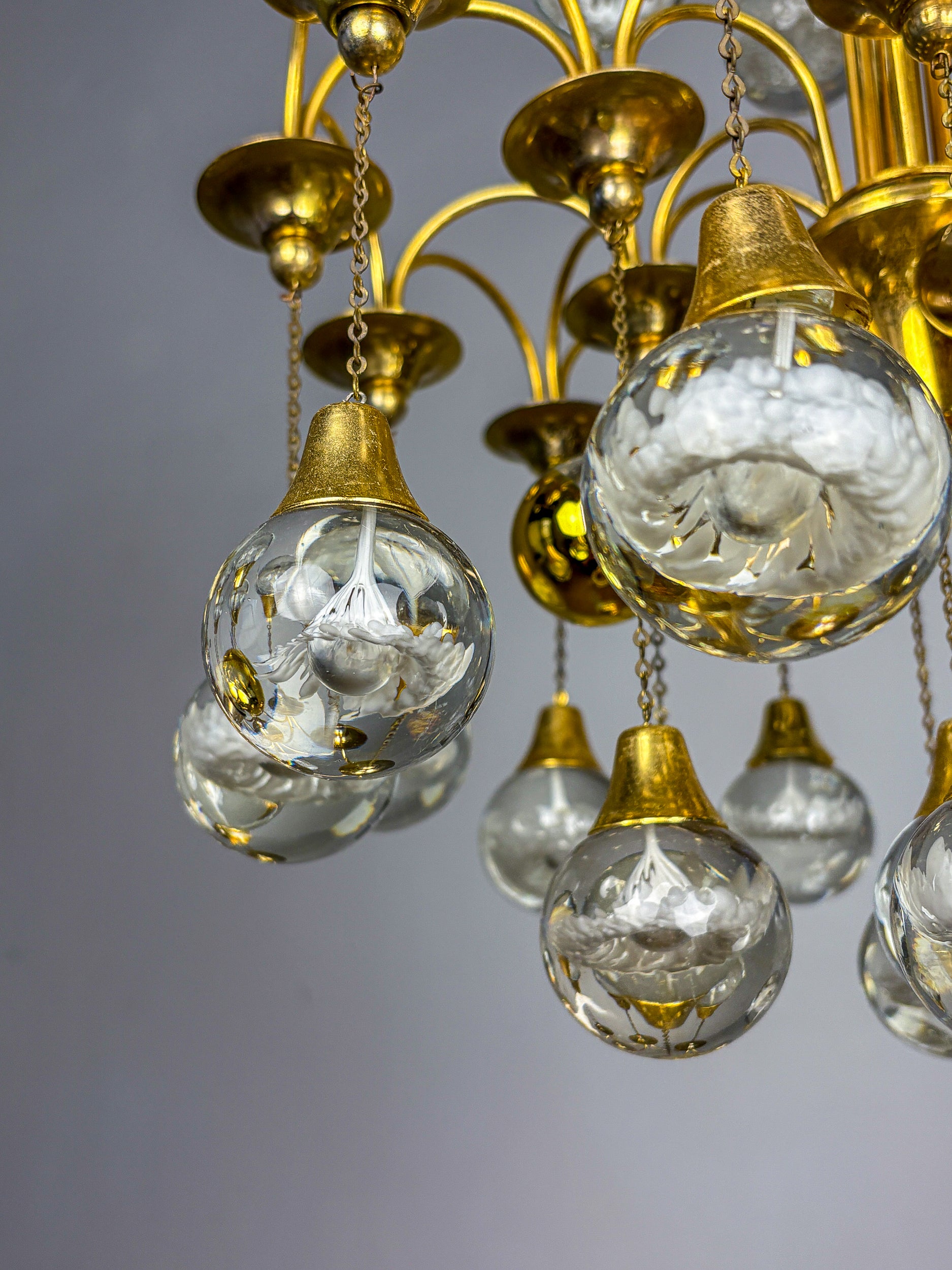 Gaetano Sciolari cascade chandelier for Venini, murano glass drops, italy, Circa 1970's