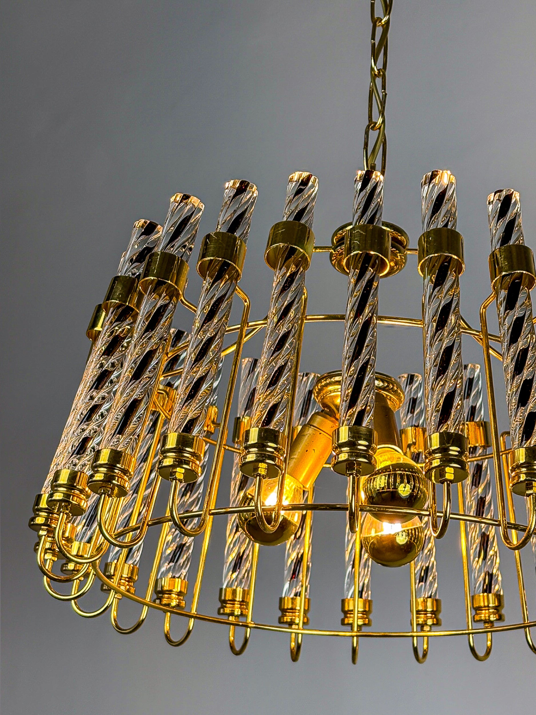Murano Twisted Prism Chandelier – Gold Brass Frame, Italy 1970s