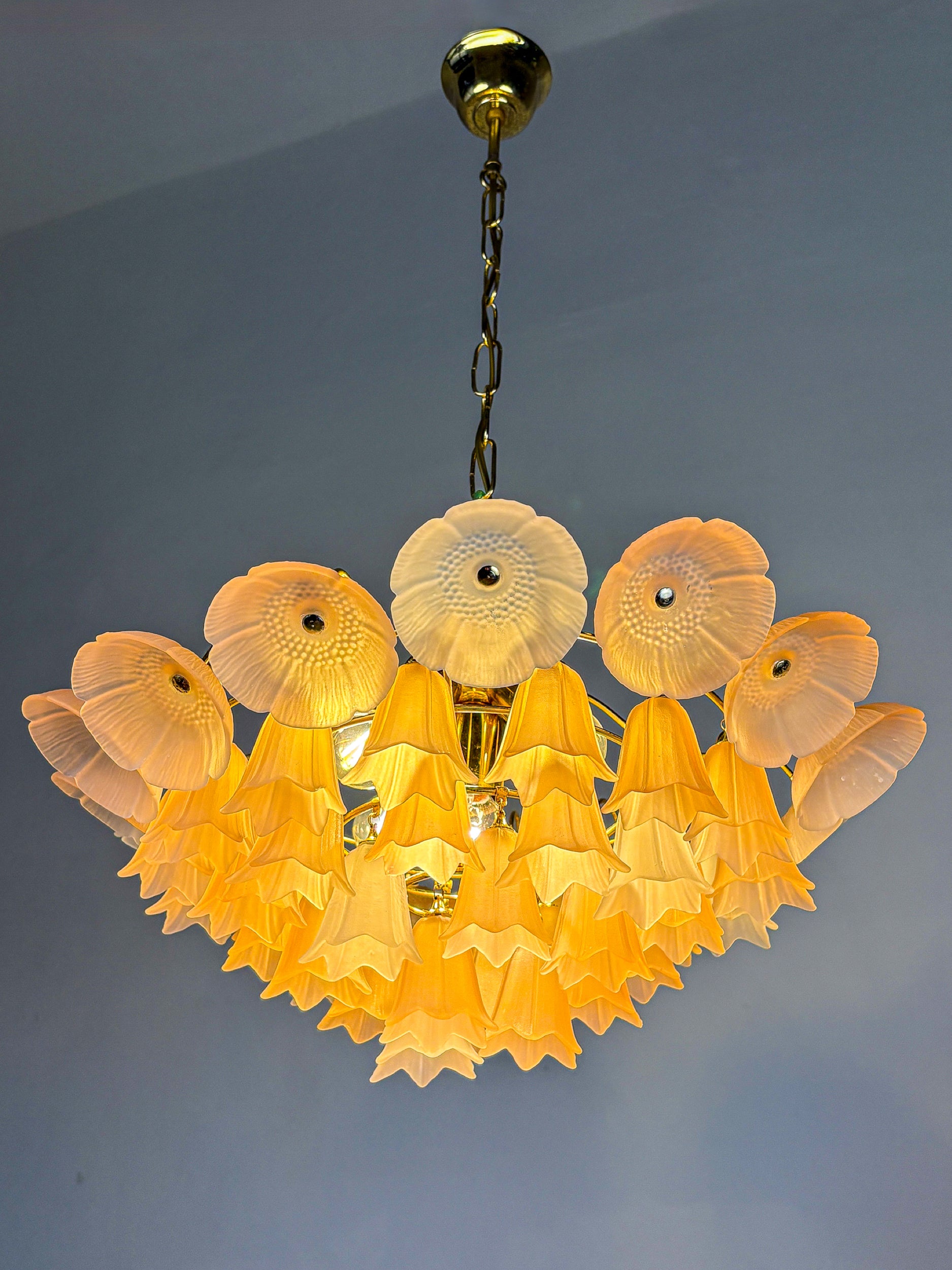 Bicolore 4-tiers floral murano glass chandelier, pink & white glass, italy, 1970'S