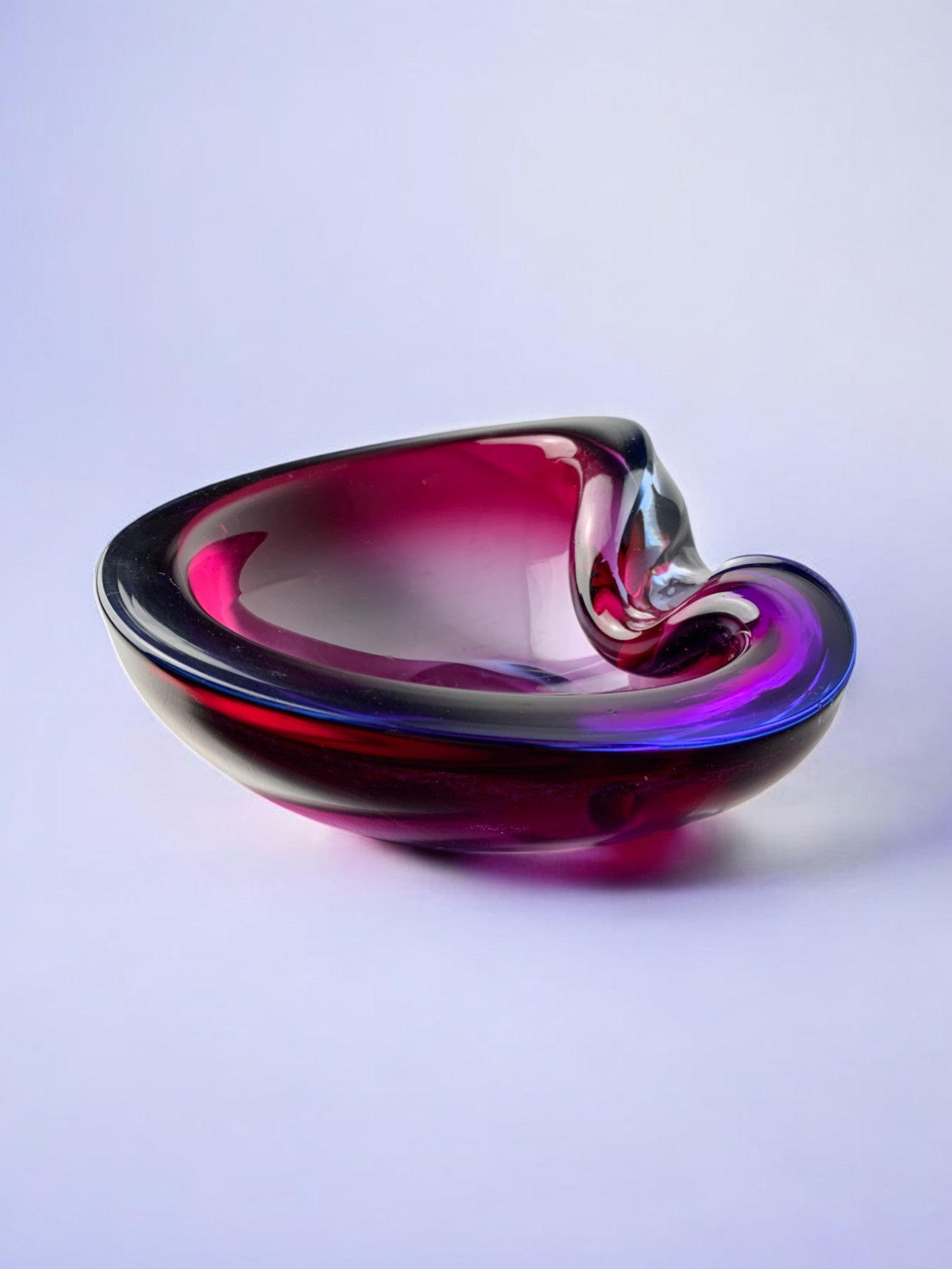 Sommerso pink and purple Murano glass tray by Flavio Poli