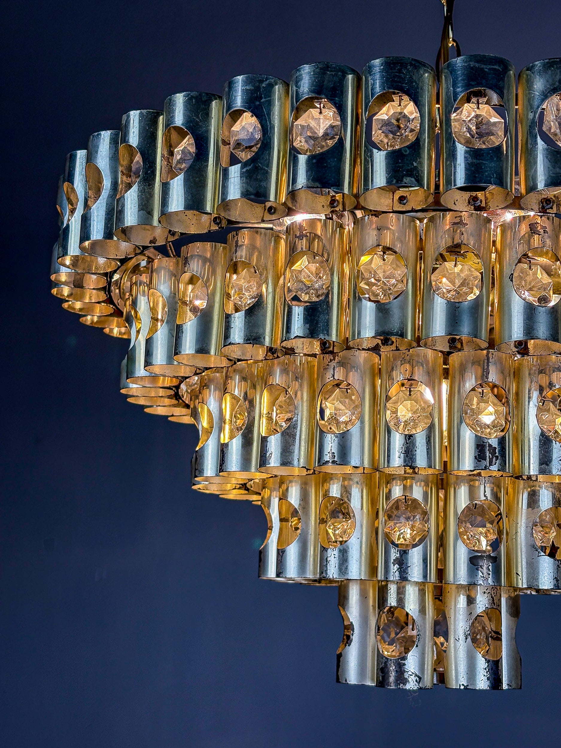 Gaetano Sciolari 5-Tier chandelier, brass & crystal, Italy, 1970s