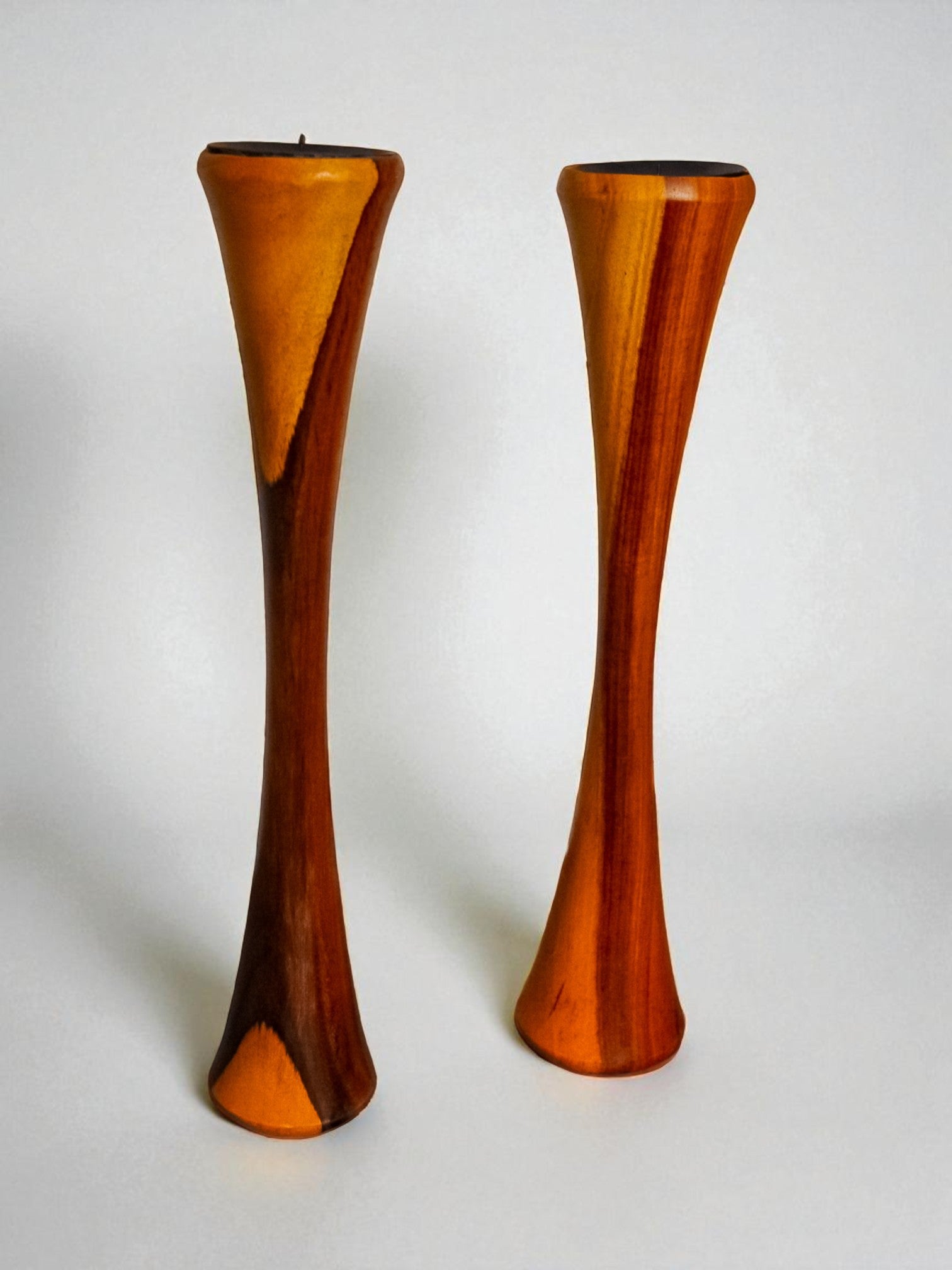 Pair of scandinavian candleholder in Wood, Denmark, 1980's