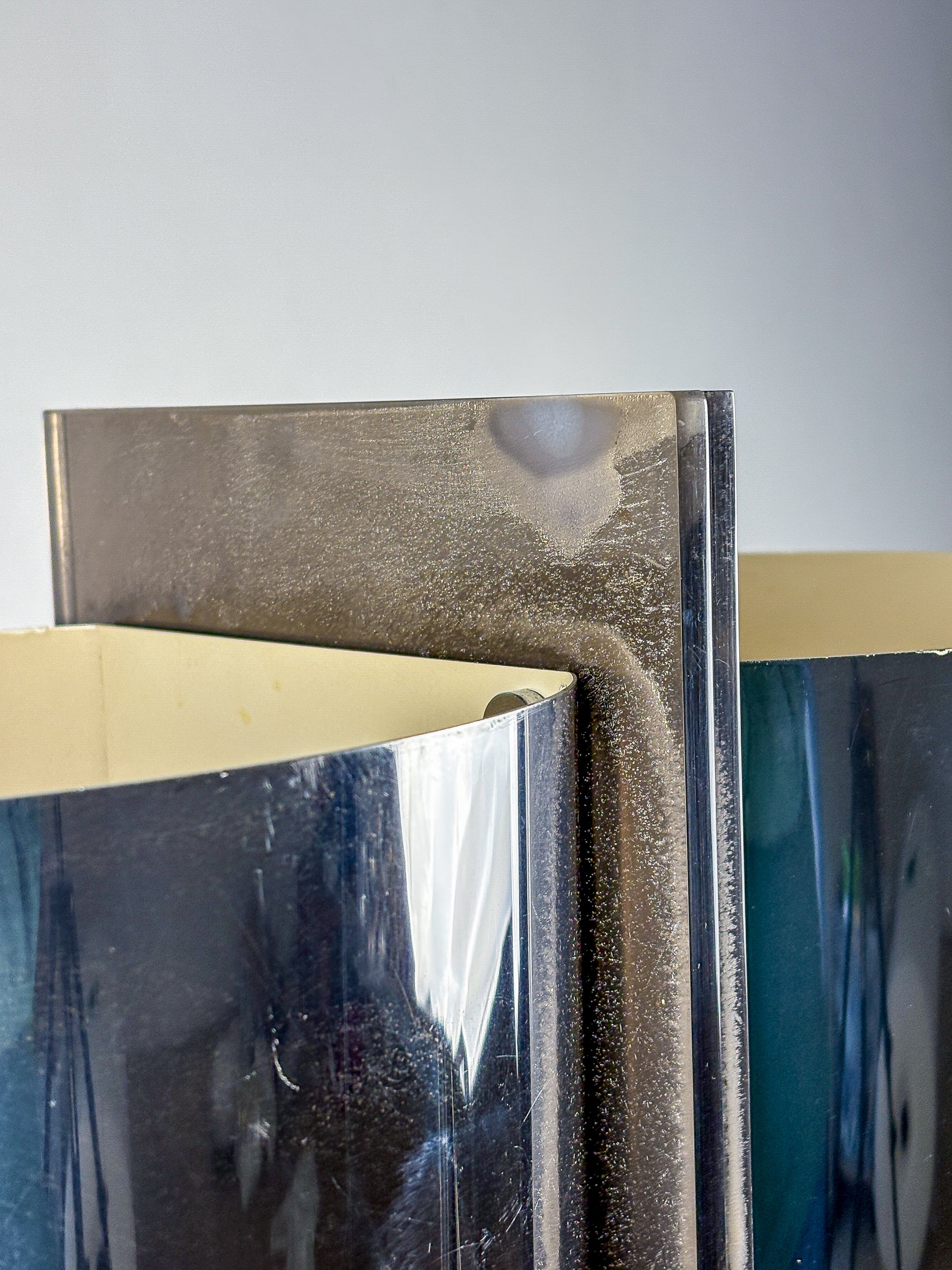 Lucite and Chrome Table Lamp Attributed to Gianfranco Fini & Fabrizio Cocchi, Italy 1970s