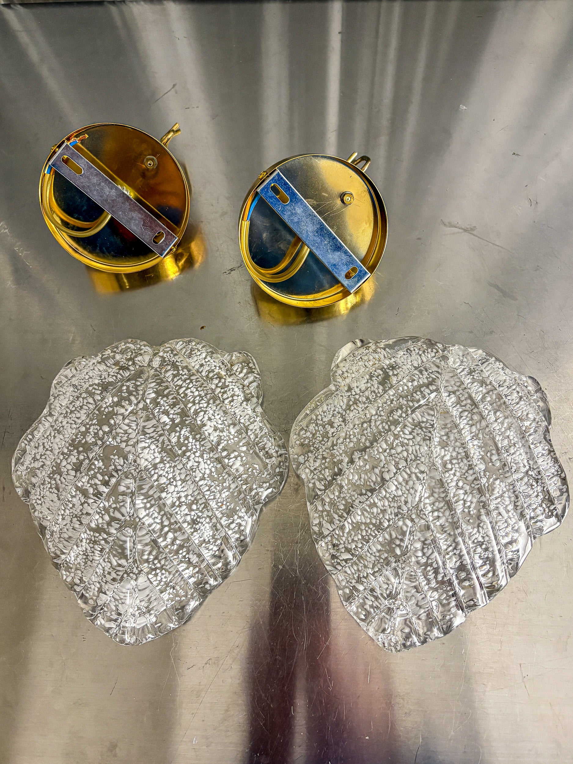 Pair of "Leaf" Frosted Murano glass wall sconces, Italy, 1970's