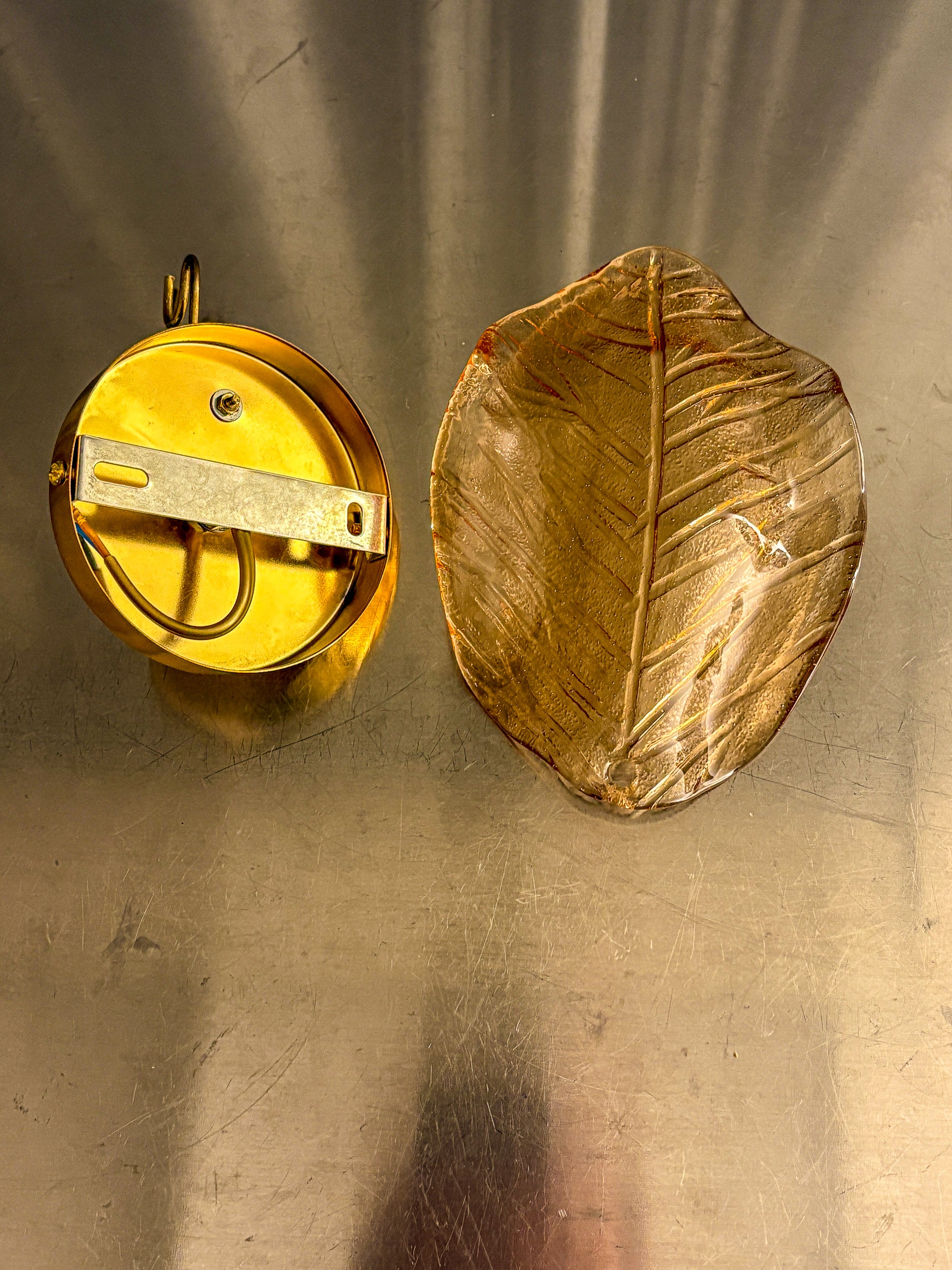 Italian "Leaf" Murano pink glass wall sconce, 1970's