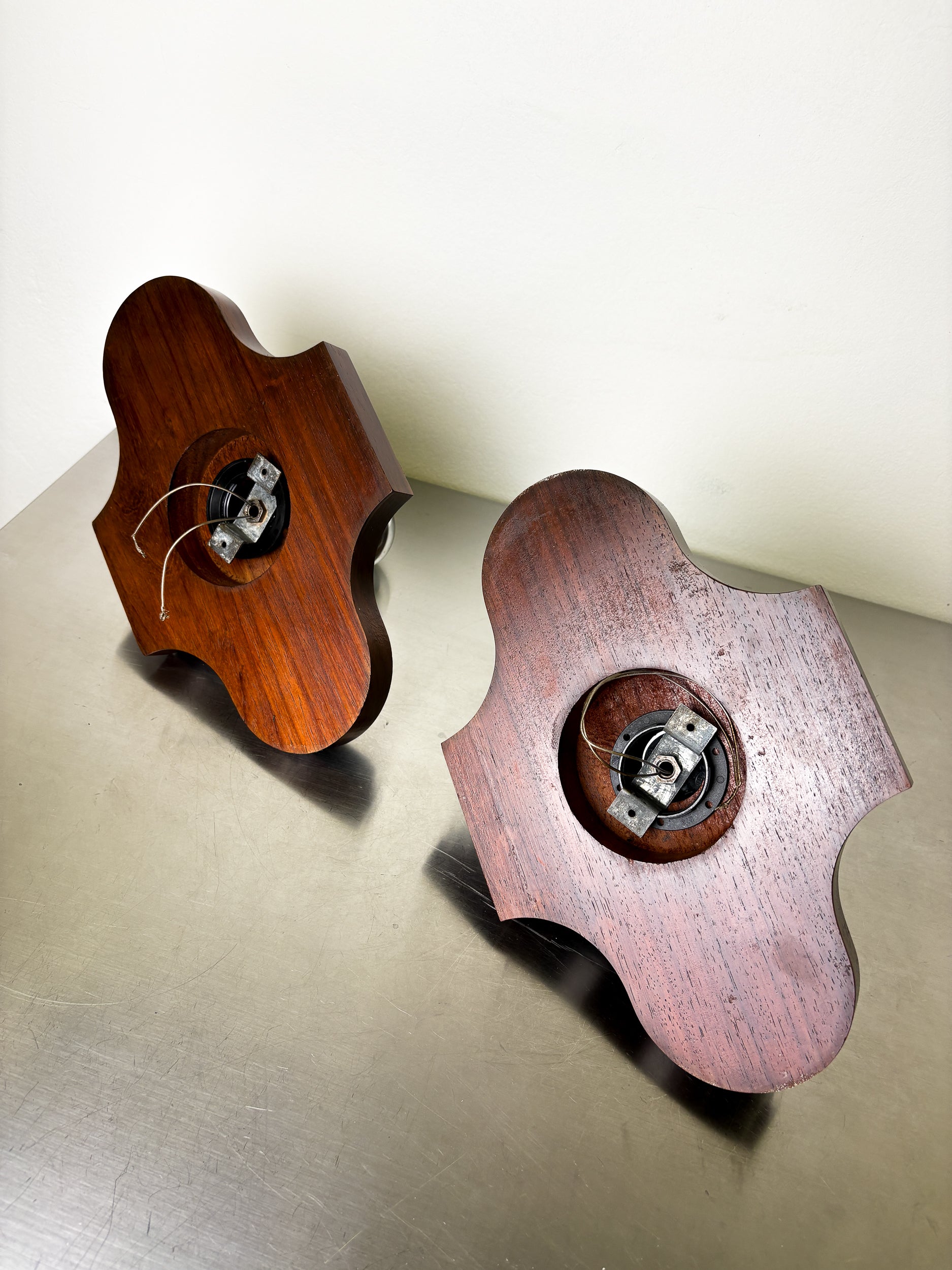Pair of Geometric Art Deco Wall Lights, Carved brown wood, France, 1960s