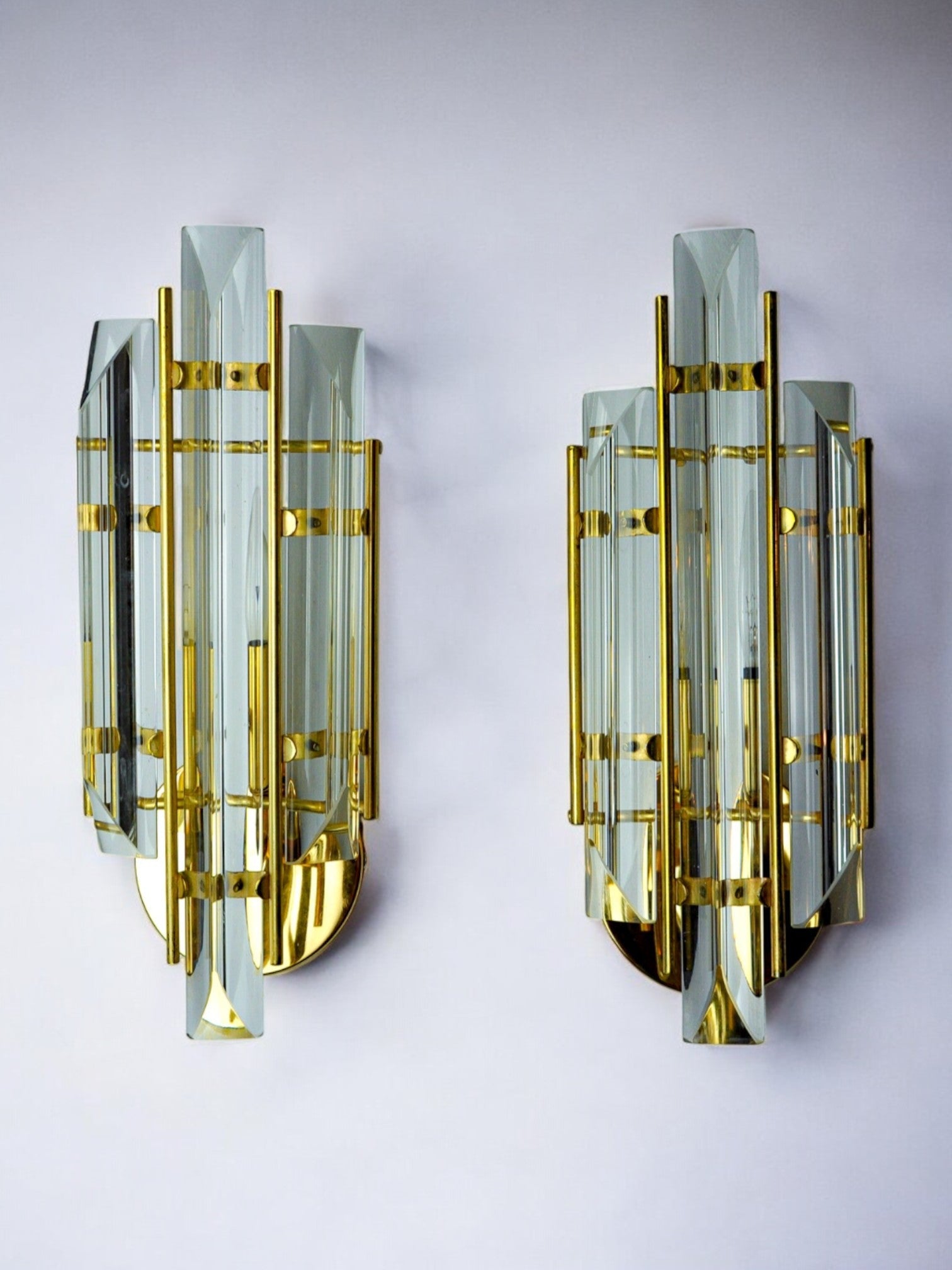 Pair of Venini wall lights, triedri glass, murano, Italy 1970