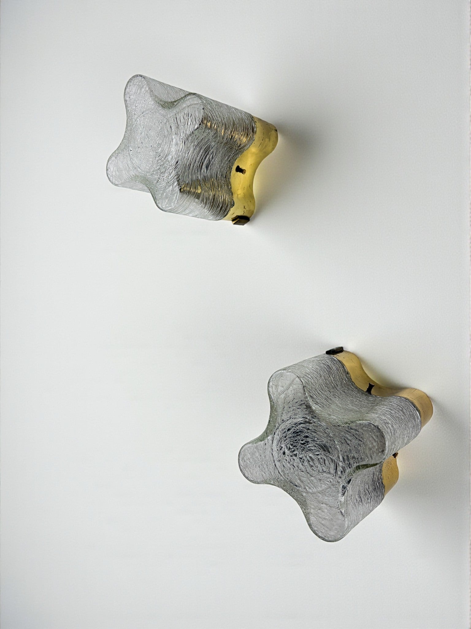 Pair of Gaetano Sciolari for Lightolier Wall Sconces, Murano Frosted Glass, Italy 1970s