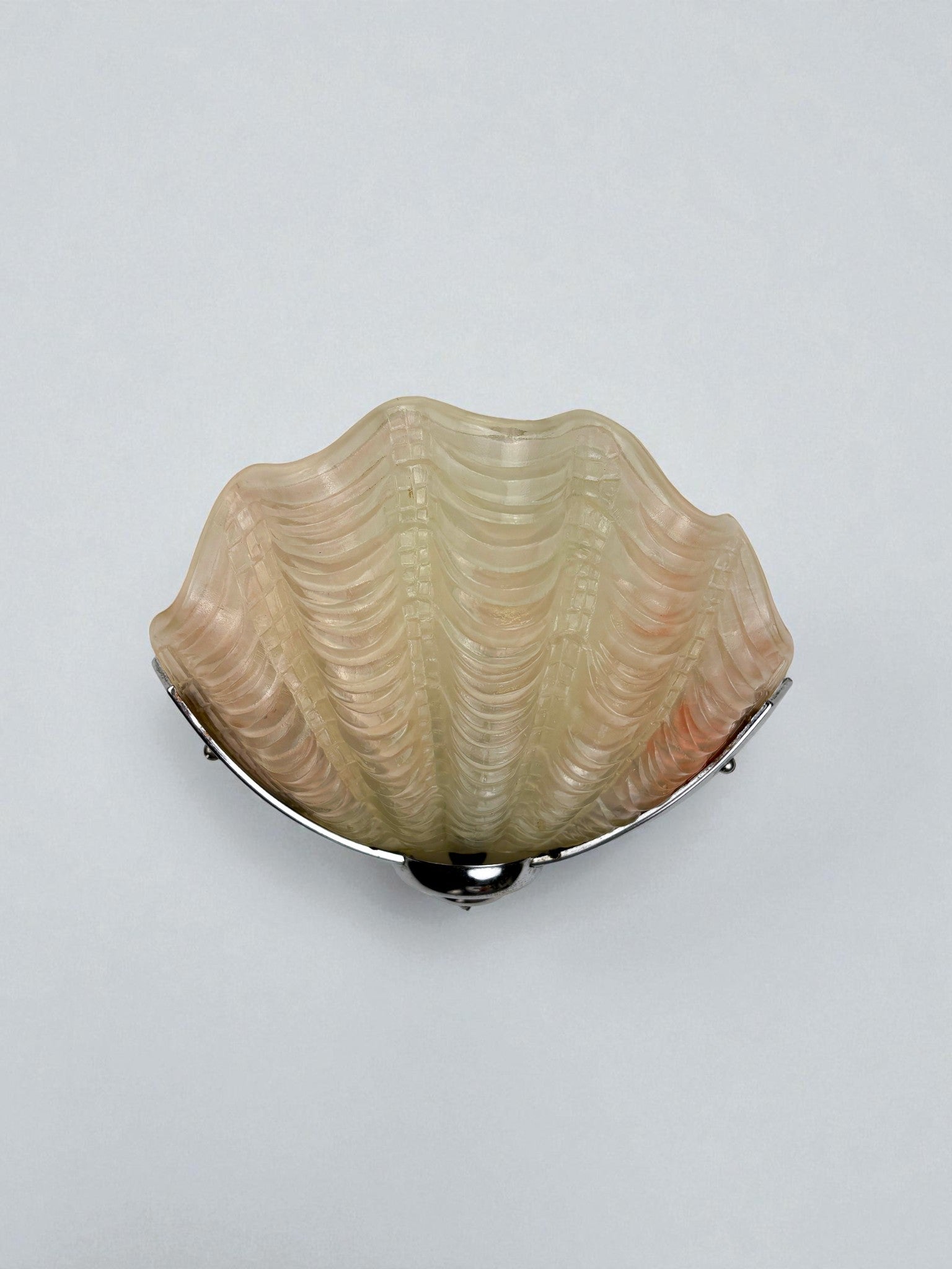 French Art Deco Shell Wall Sconce – Amber Glass, 1960s