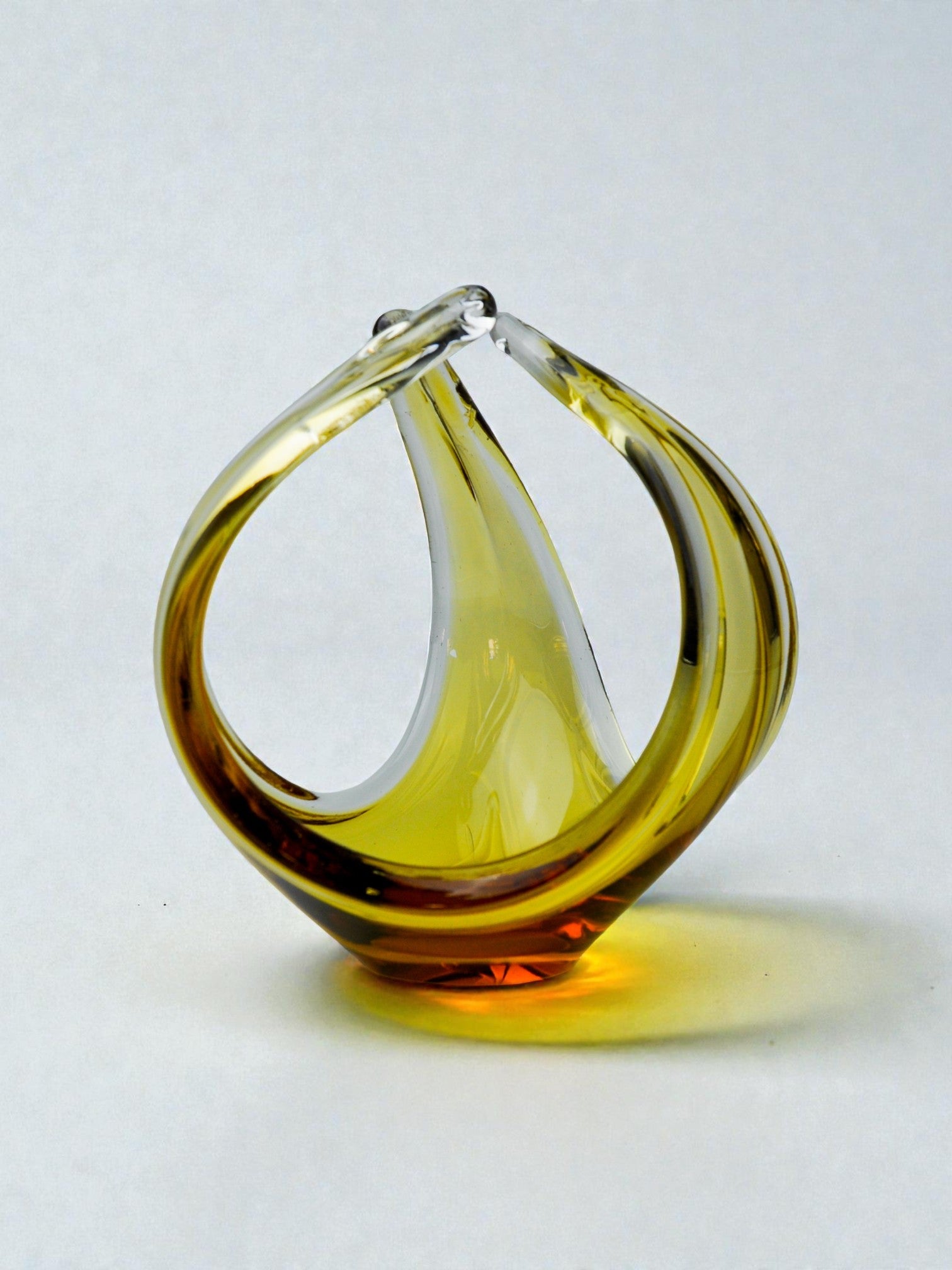 Centerpiece by Seguso in yellow Murano glass, Italy, 1970