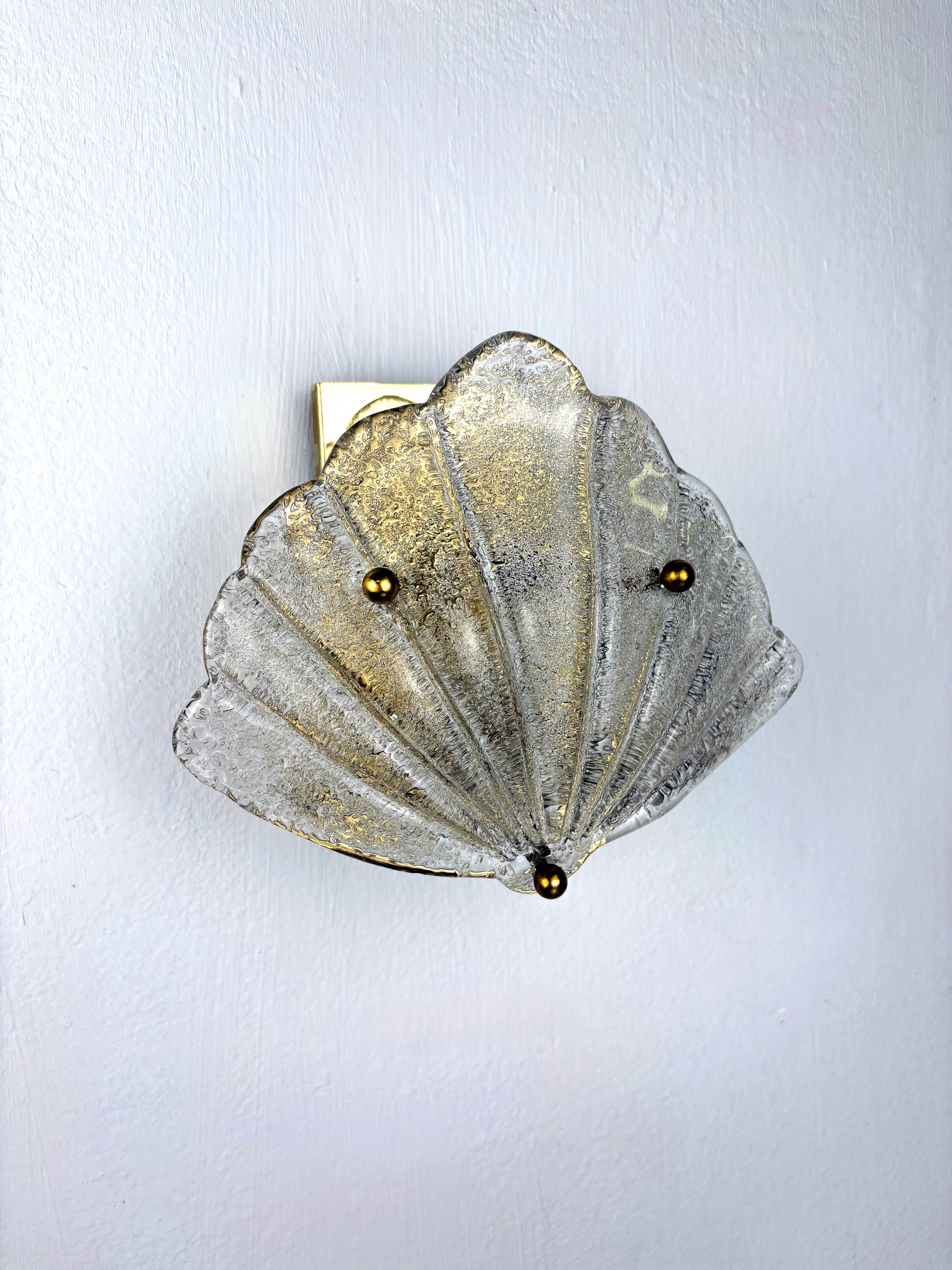 Shell-shaped Frosted Murano Glass Wall Sconce, Italy, 1970's