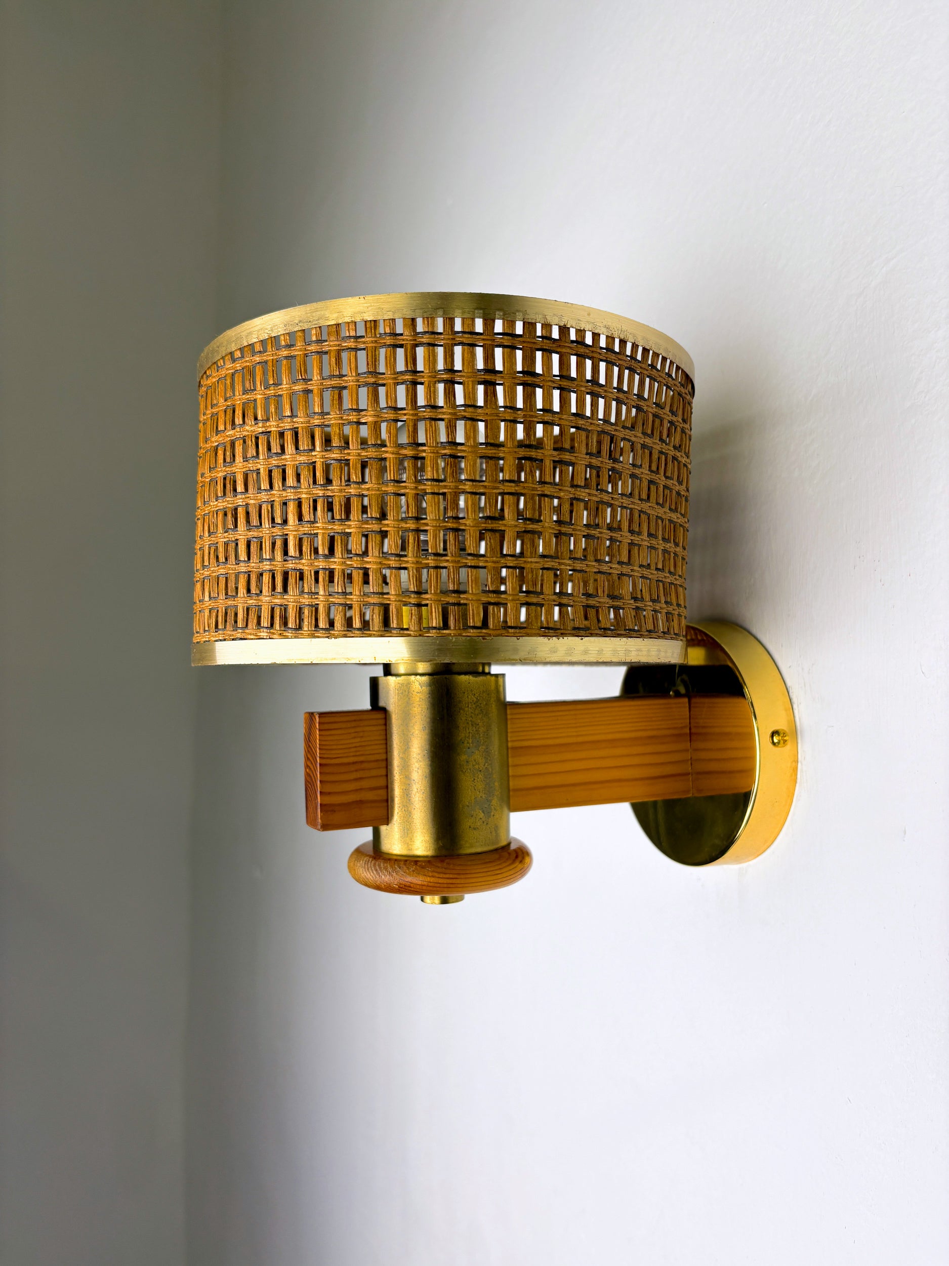 Vintage Rattan & Wood Wall Sconce, Italy, 1970's