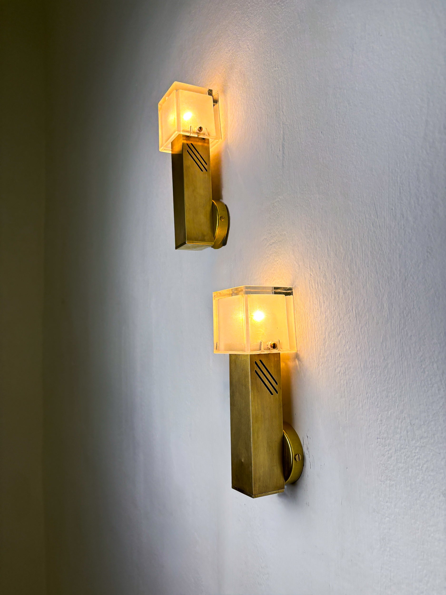 Pair of Gaetano Sciolari Cubic Murano Glass Wall Lights, Italy, Circa 1970's