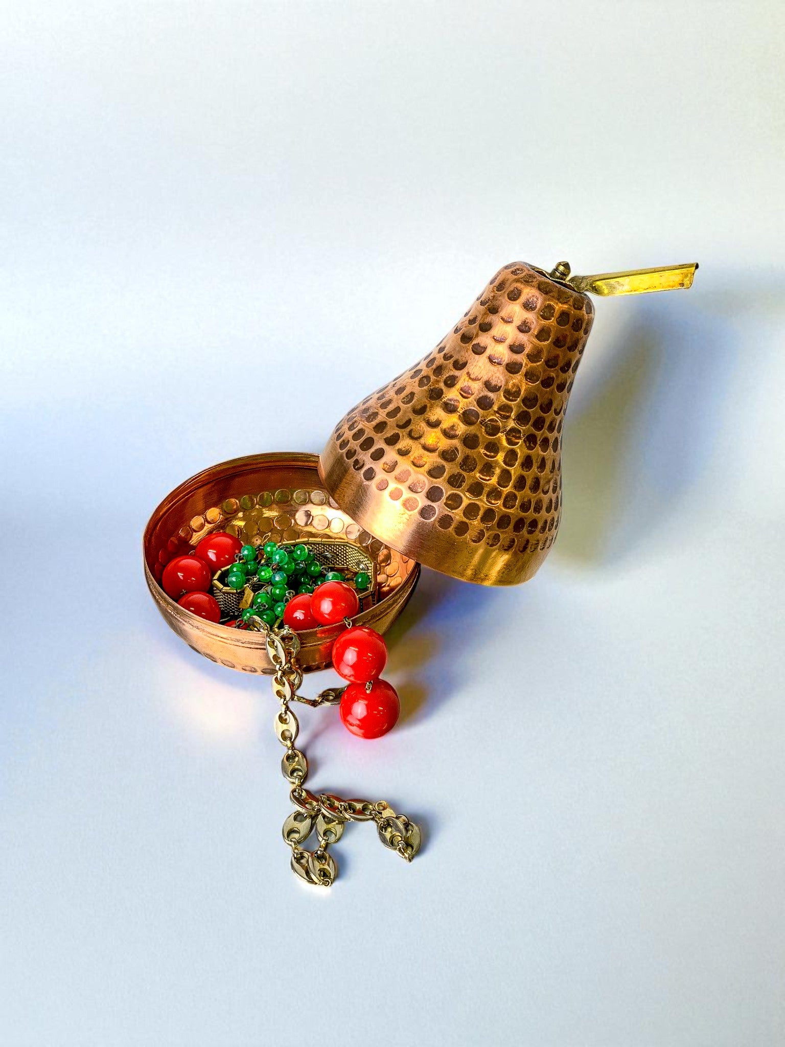 Vintage Italian Pear Lidded vanity box in copper, 1970's