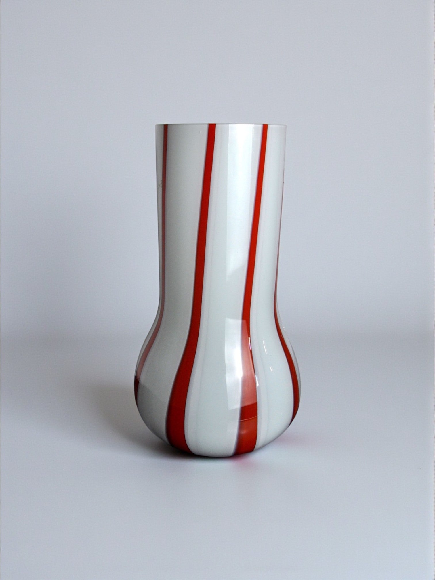 Lollipop vase, red and white, Murano glass, Italy, 1960